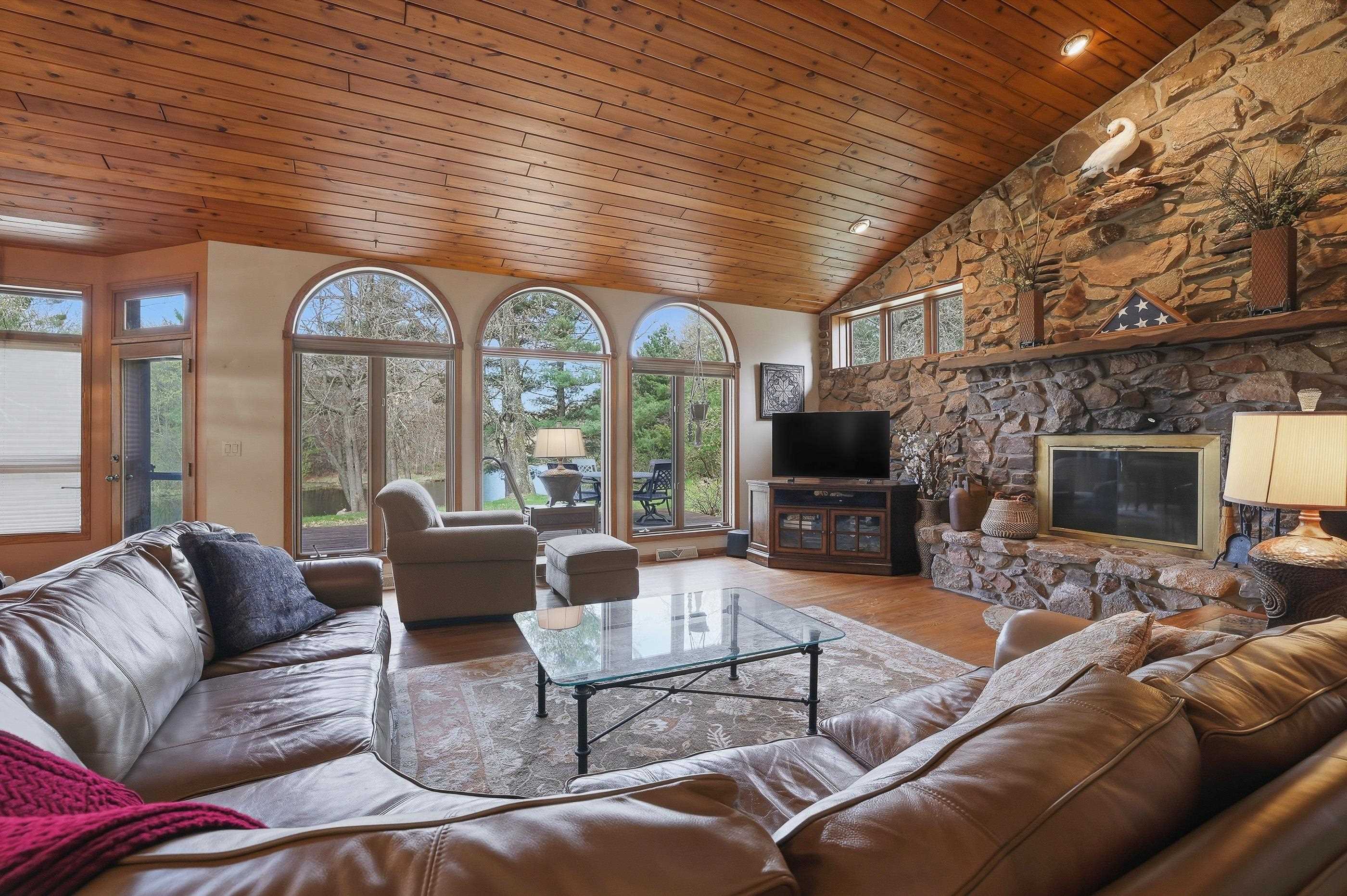 2610 LITTLE CHICAGO ROAD, Stevens Point, Wisconsin 54481, 4 Bedrooms Bedrooms, ,4 BathroomsBathrooms,Residential,For Sale,2610 LITTLE CHICAGO ROAD,22602510