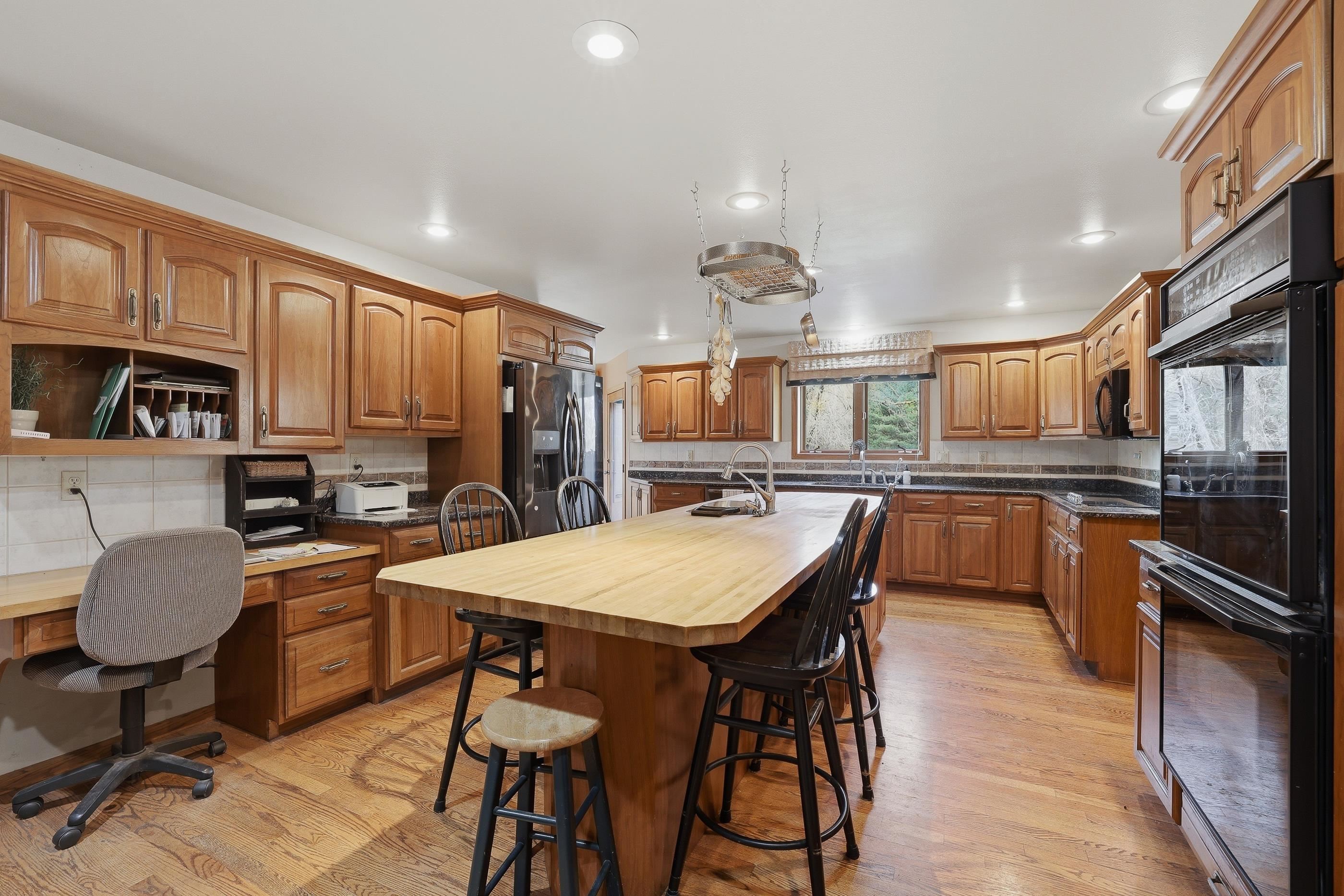 2610 LITTLE CHICAGO ROAD, Stevens Point, Wisconsin 54481, 4 Bedrooms Bedrooms, ,4 BathroomsBathrooms,Residential,For Sale,2610 LITTLE CHICAGO ROAD,22602510