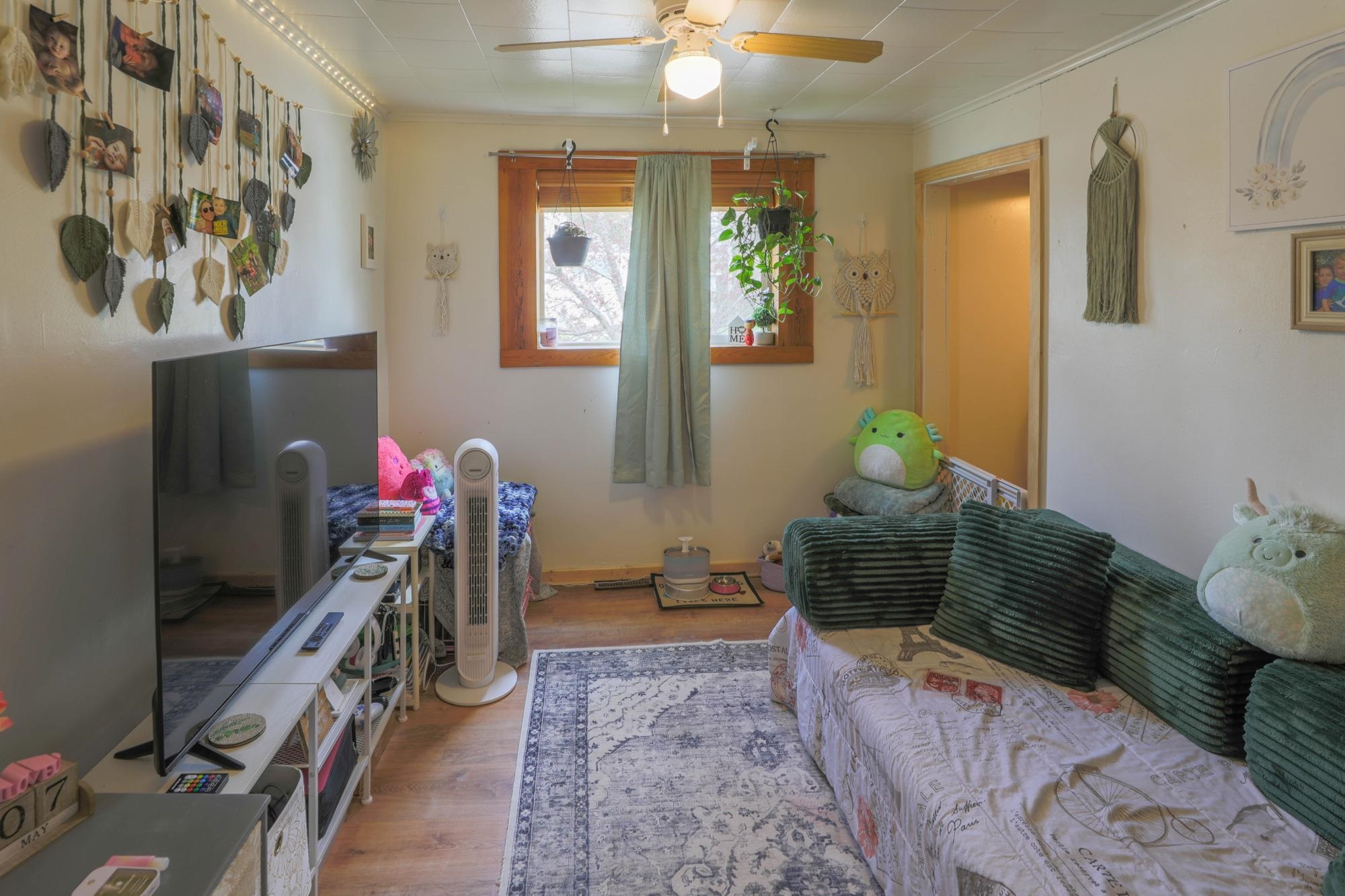15 W MONTROSE STREET WEST, Rhinelander, Wisconsin 54501, 1 Bedroom Bedrooms, ,1 BathroomBathrooms,Residential,For Sale,15 W MONTROSE STREET WEST,22602512