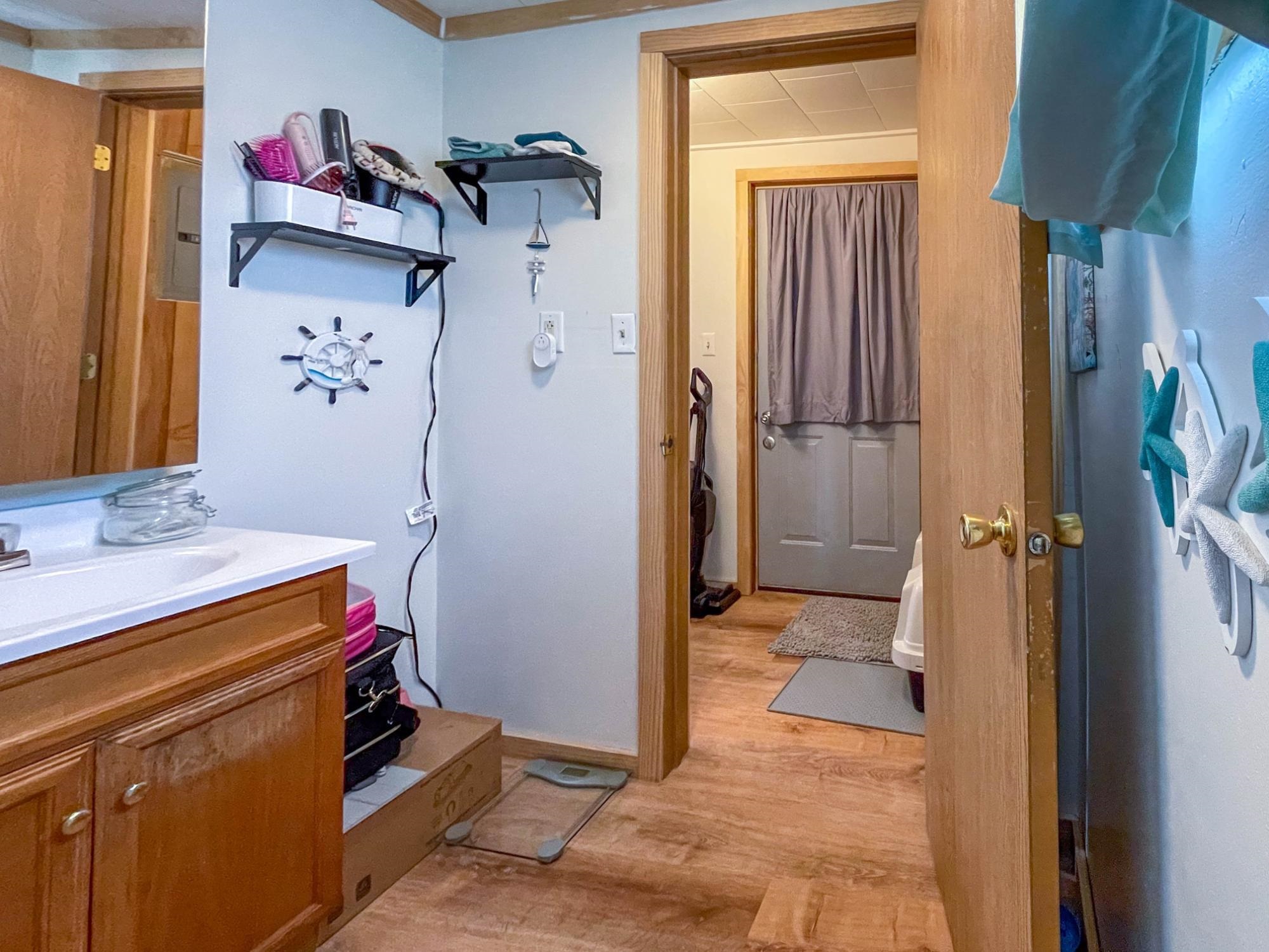 15 W MONTROSE STREET WEST, Rhinelander, Wisconsin 54501, 1 Bedroom Bedrooms, ,1 BathroomBathrooms,Residential,For Sale,15 W MONTROSE STREET WEST,22602512
