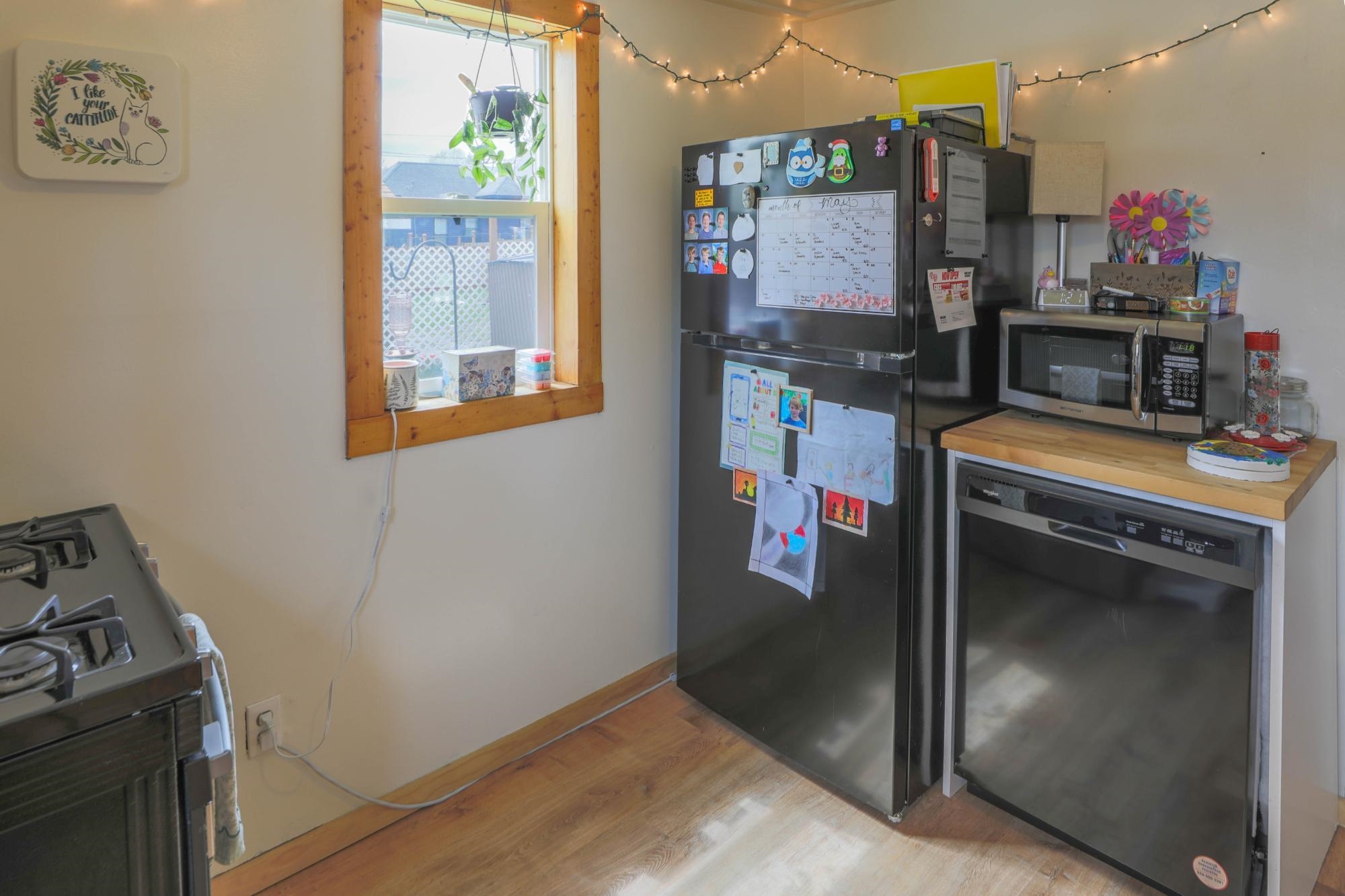 15 W MONTROSE STREET WEST, Rhinelander, Wisconsin 54501, 1 Bedroom Bedrooms, ,1 BathroomBathrooms,Residential,For Sale,15 W MONTROSE STREET WEST,22602512