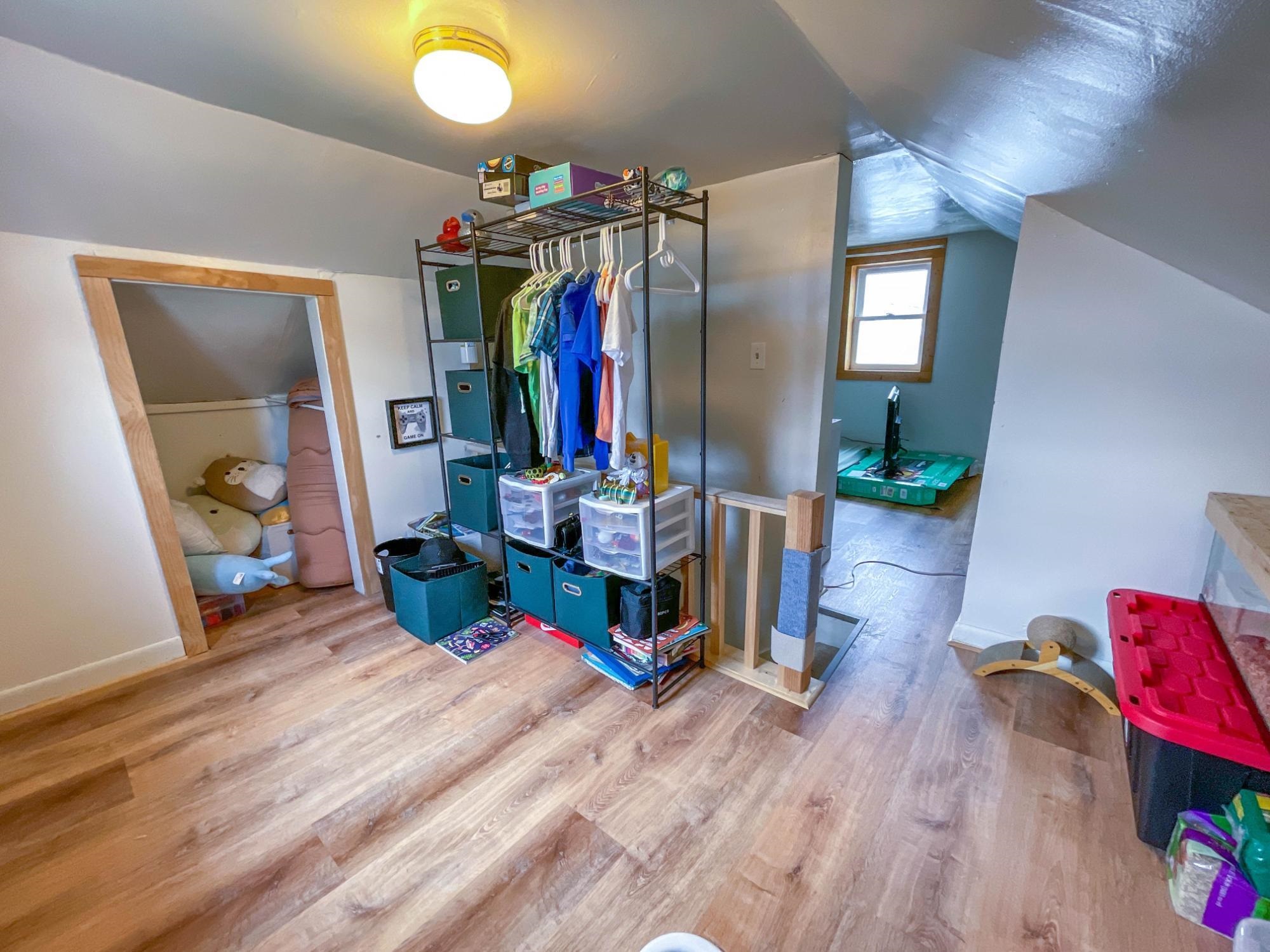 15 W MONTROSE STREET WEST, Rhinelander, Wisconsin 54501, 1 Bedroom Bedrooms, ,1 BathroomBathrooms,Residential,For Sale,15 W MONTROSE STREET WEST,22602512