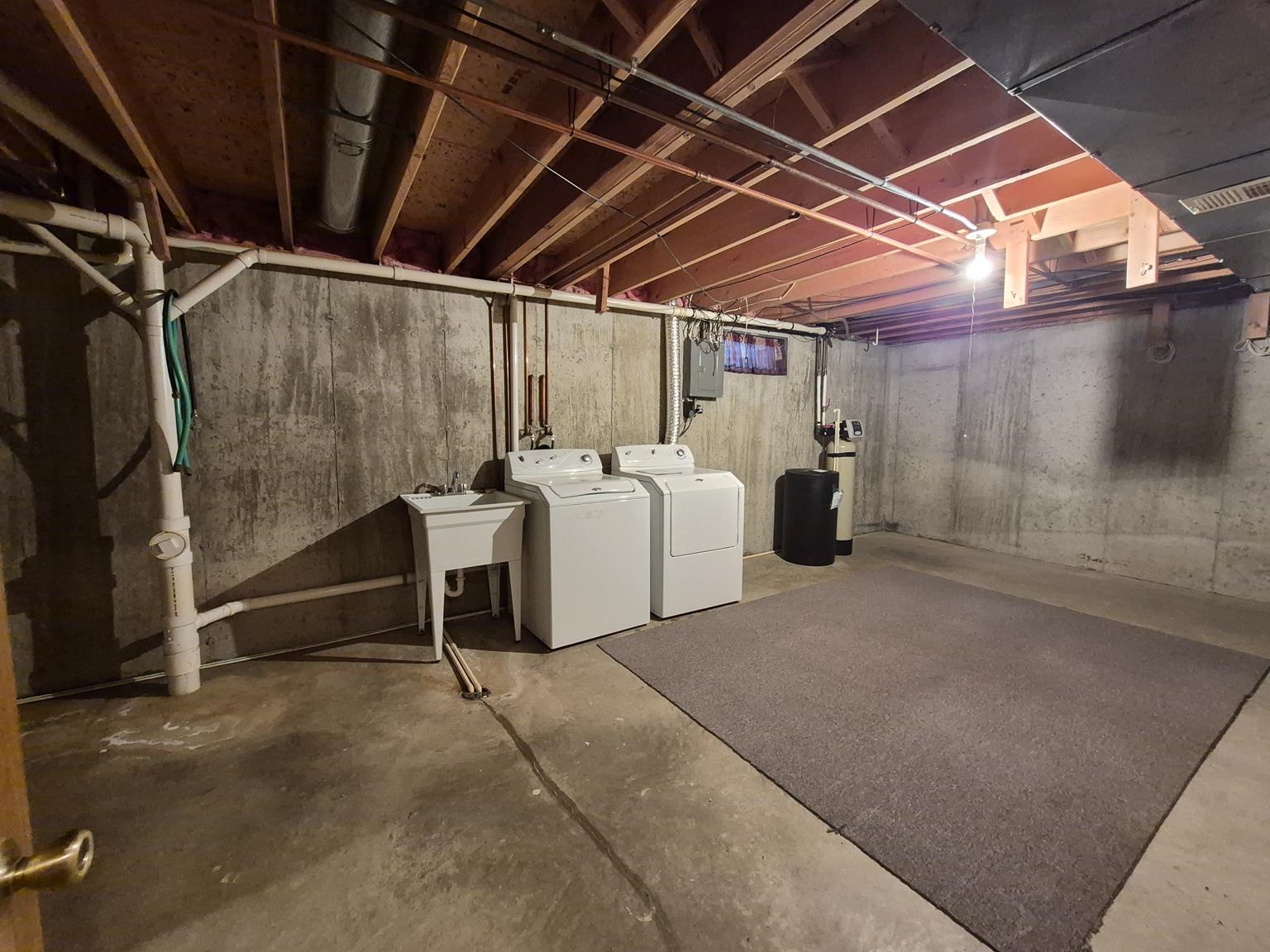 406 S HAWTHORNE AVENUE, Marshfield, Wisconsin 54449, 3 Bedrooms Bedrooms, ,2 BathroomsBathrooms,Residential,For Sale,406 S HAWTHORNE AVENUE,22602513