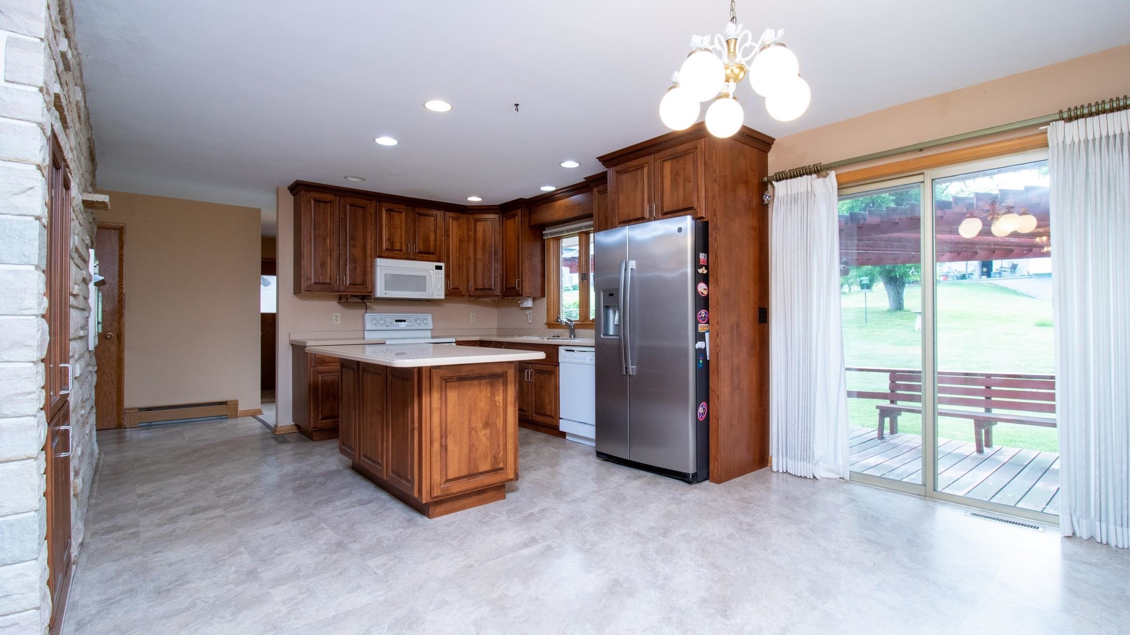 801 CHESTNUT STREET, Marathon, Wisconsin 54448, 3 Bedrooms Bedrooms, ,1 BathroomBathrooms,Residential,For Sale,801 CHESTNUT STREET,22602520