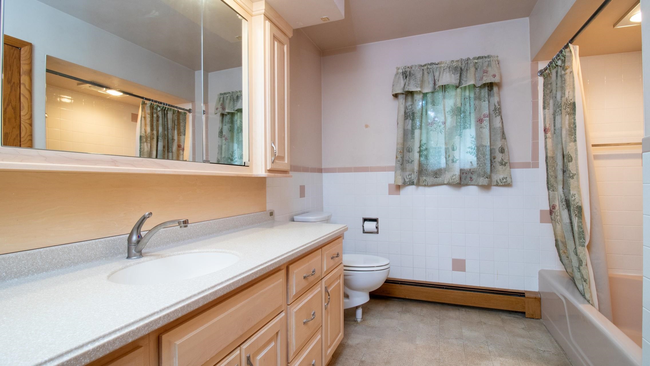 801 CHESTNUT STREET, Marathon, Wisconsin 54448, 3 Bedrooms Bedrooms, ,1 BathroomBathrooms,Residential,For Sale,801 CHESTNUT STREET,22602520