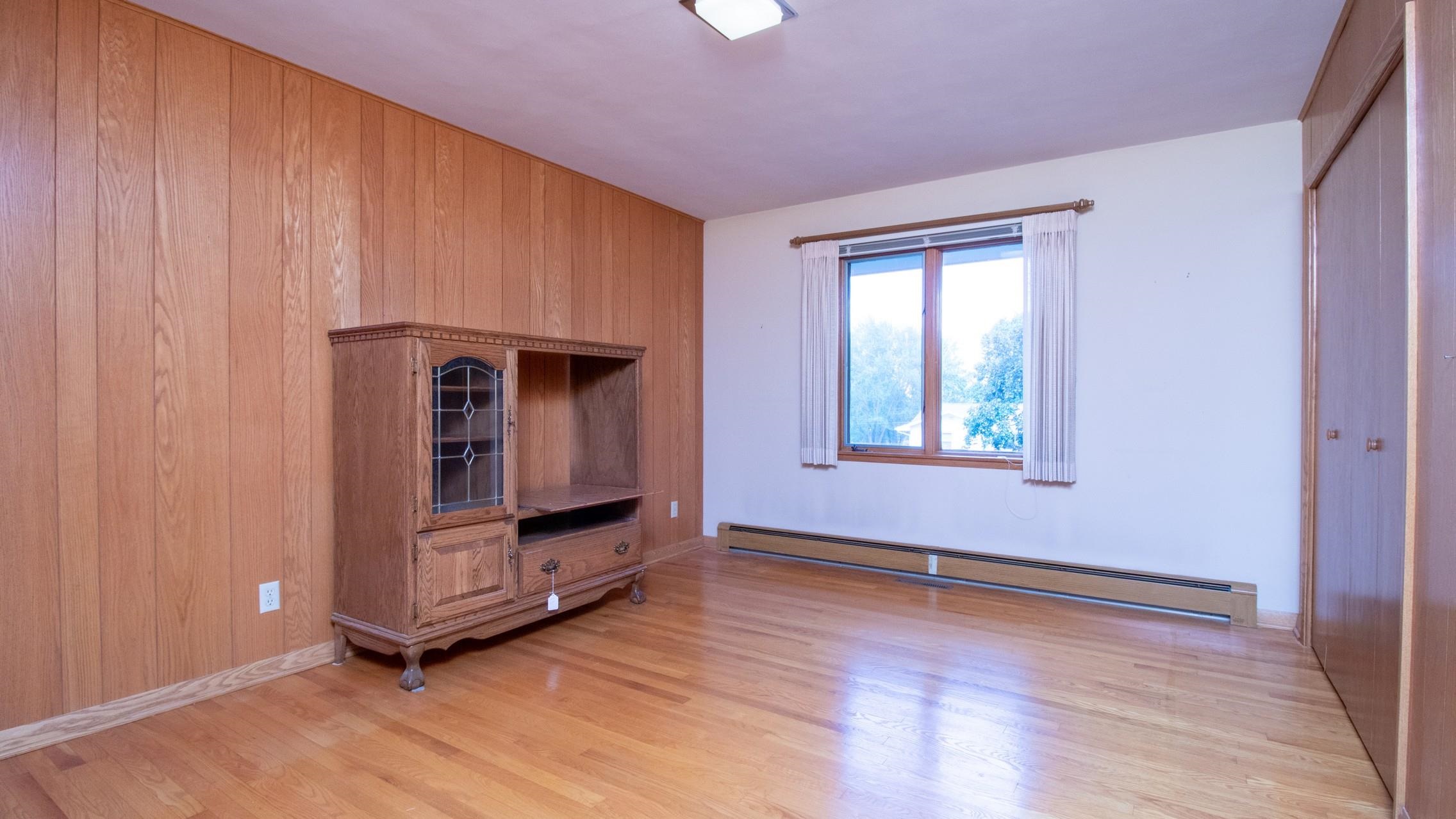 801 CHESTNUT STREET, Marathon, Wisconsin 54448, 3 Bedrooms Bedrooms, ,1 BathroomBathrooms,Residential,For Sale,801 CHESTNUT STREET,22602520