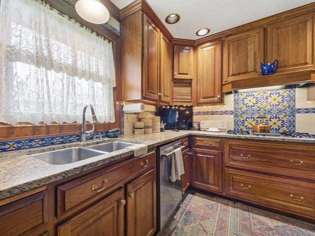 412 MARATHON STREET, Marshfield, Wisconsin 54449, 5 Bedrooms Bedrooms, ,3 BathroomsBathrooms,Residential,For Sale,412 MARATHON STREET,22602545