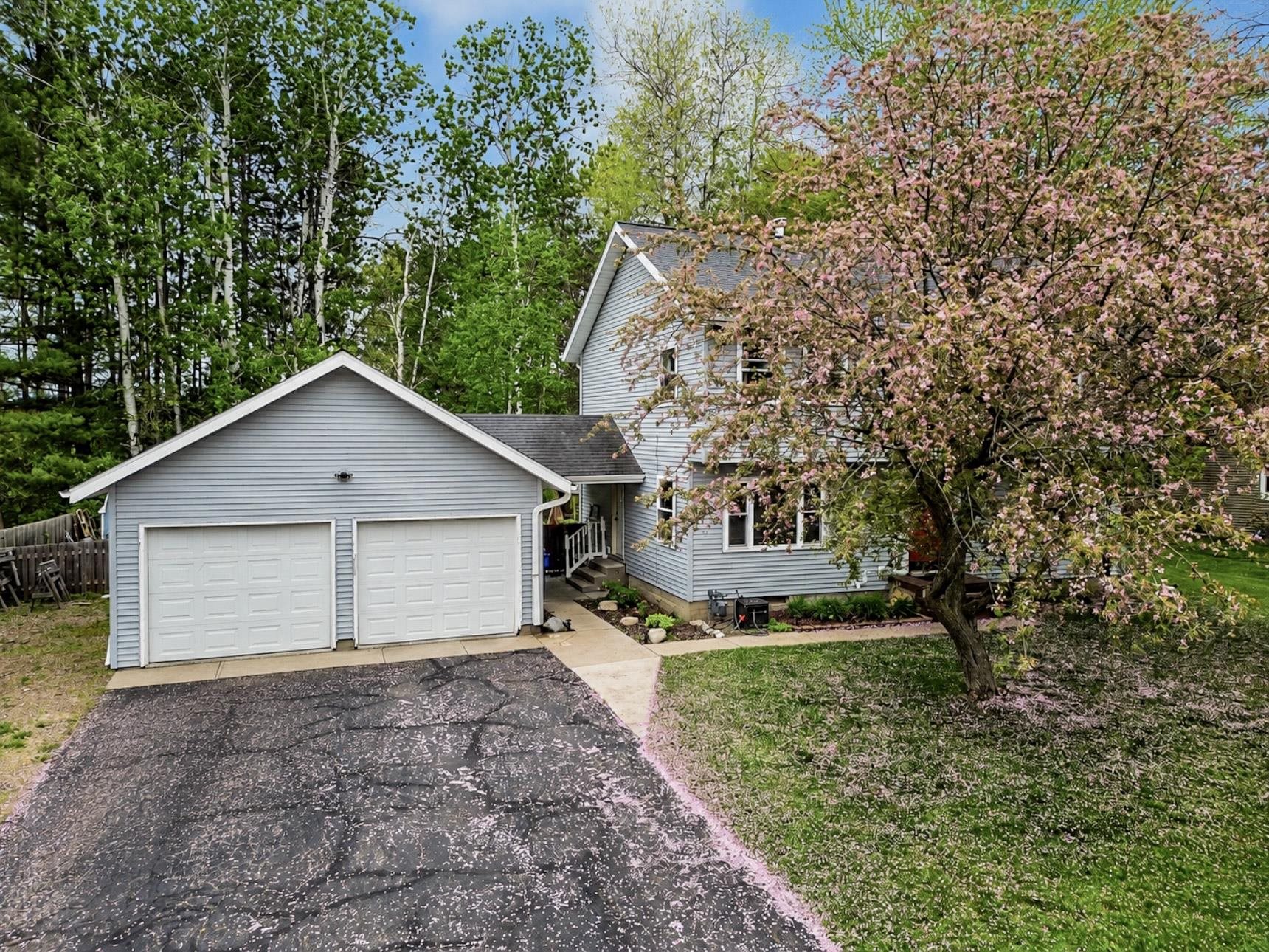 709 TEE LANE DRIVE, Merrill, Wisconsin 54452, 4 Bedrooms Bedrooms, ,2 BathroomsBathrooms,Residential,For Sale,709 TEE LANE DRIVE,22602555