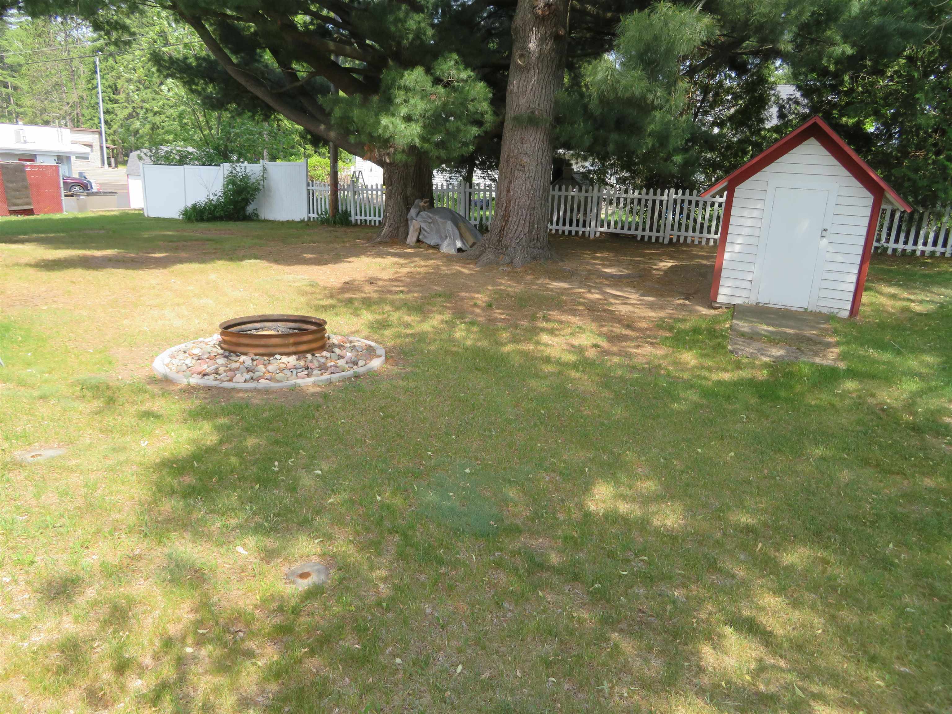 1208 E 9TH STREET, Merrill, Wisconsin 54452, 3 Bedrooms Bedrooms, ,1 BathroomBathrooms,Residential,For Sale,1208 E 9TH STREET,22602557