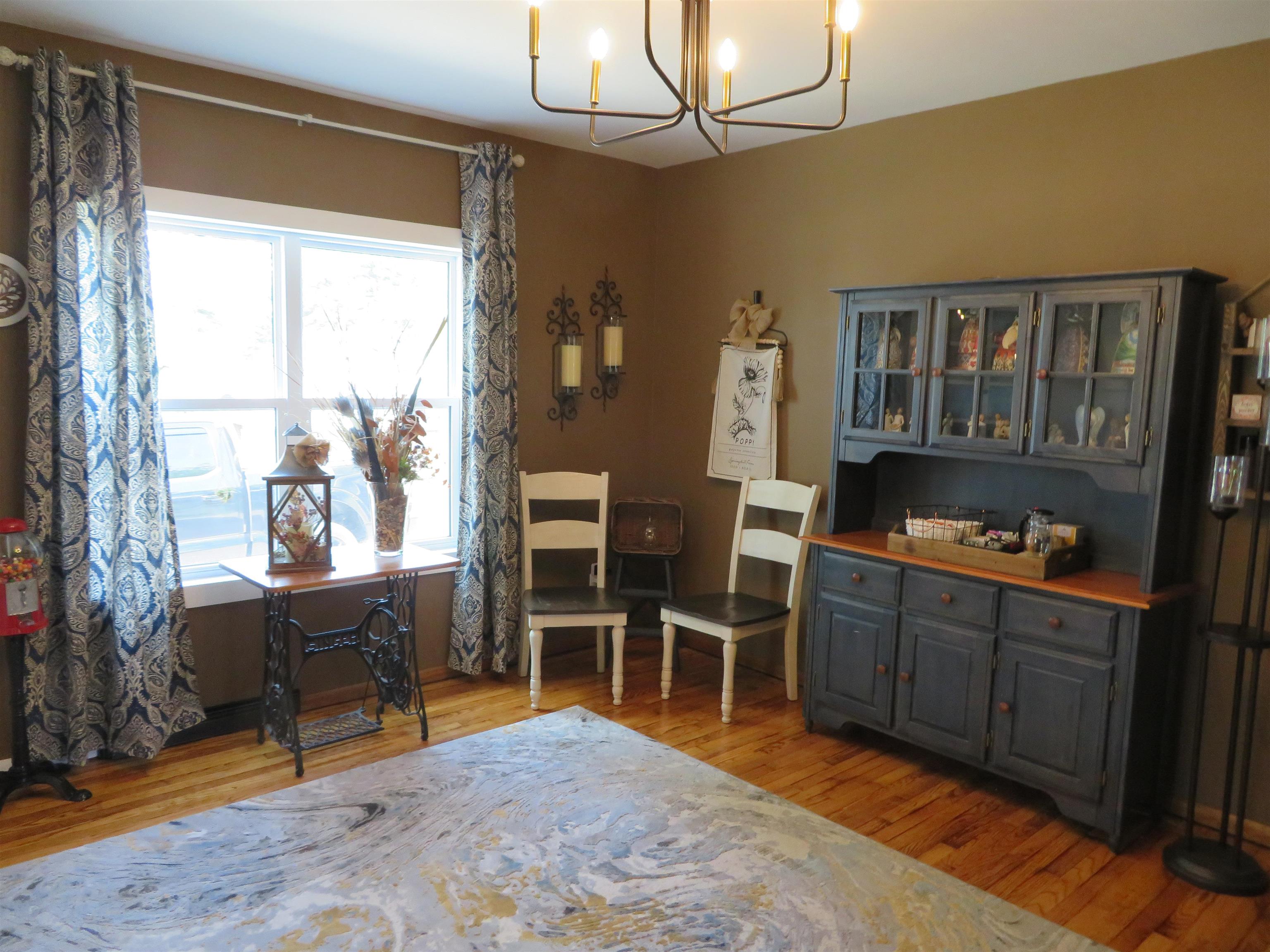 1208 E 9TH STREET, Merrill, Wisconsin 54452, 3 Bedrooms Bedrooms, ,1 BathroomBathrooms,Residential,For Sale,1208 E 9TH STREET,22602557
