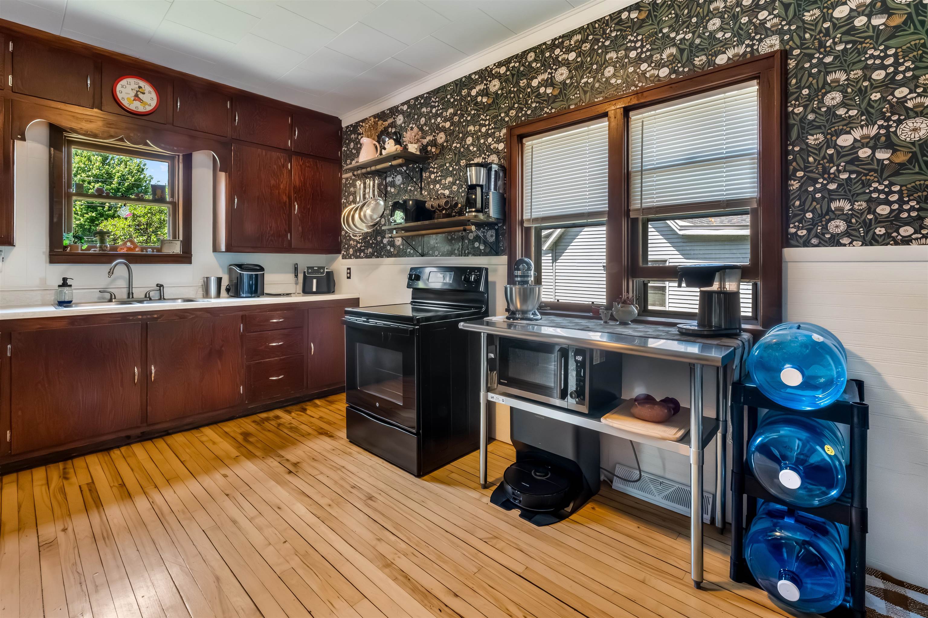 1700 W 1ST STREET, Merrill, Wisconsin 54452, 4 Bedrooms Bedrooms, ,1 BathroomBathrooms,Residential,For Sale,1700 W 1ST STREET,22602567