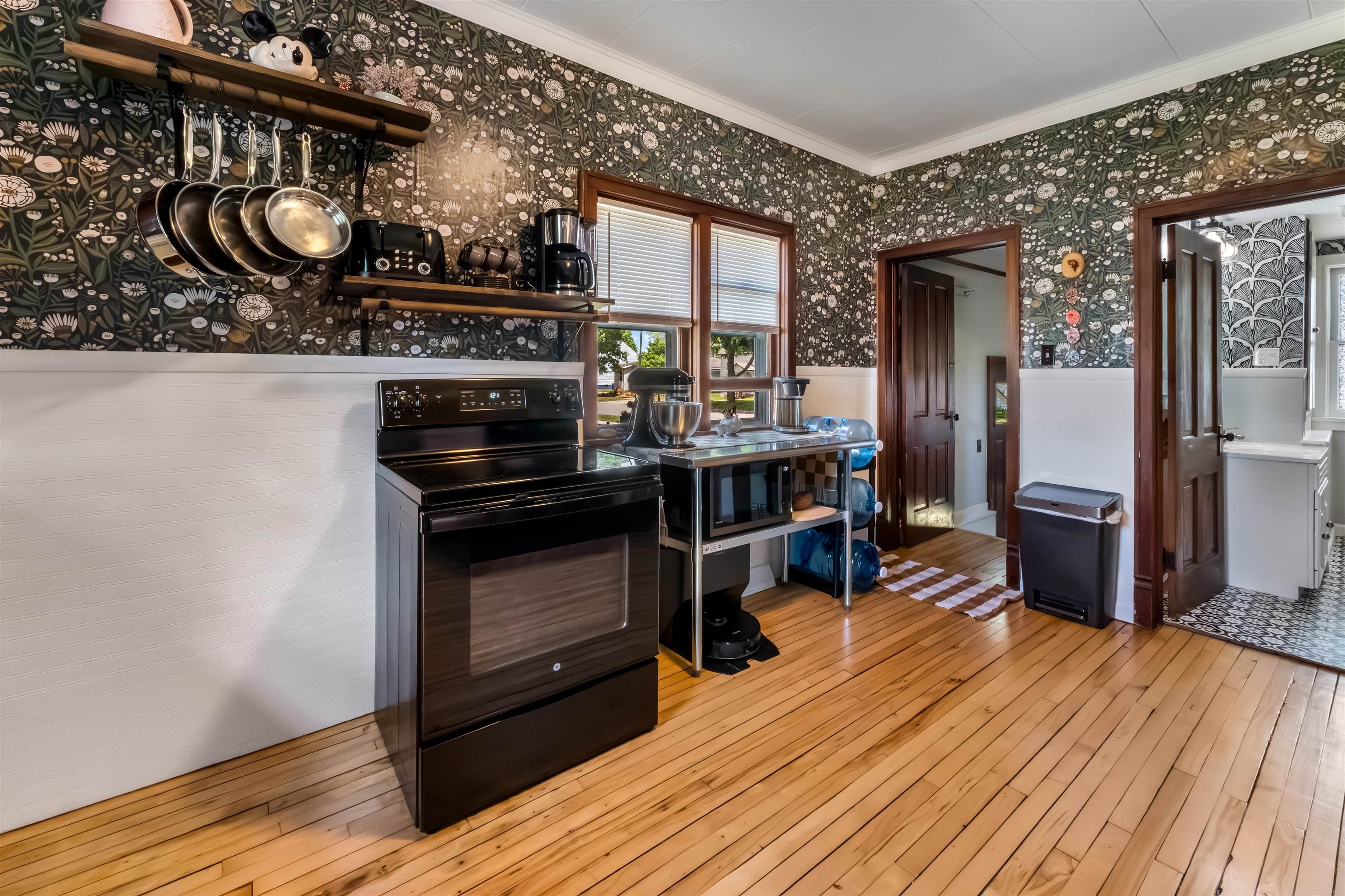 1700 W 1ST STREET, Merrill, Wisconsin 54452, 4 Bedrooms Bedrooms, ,1 BathroomBathrooms,Residential,For Sale,1700 W 1ST STREET,22602567