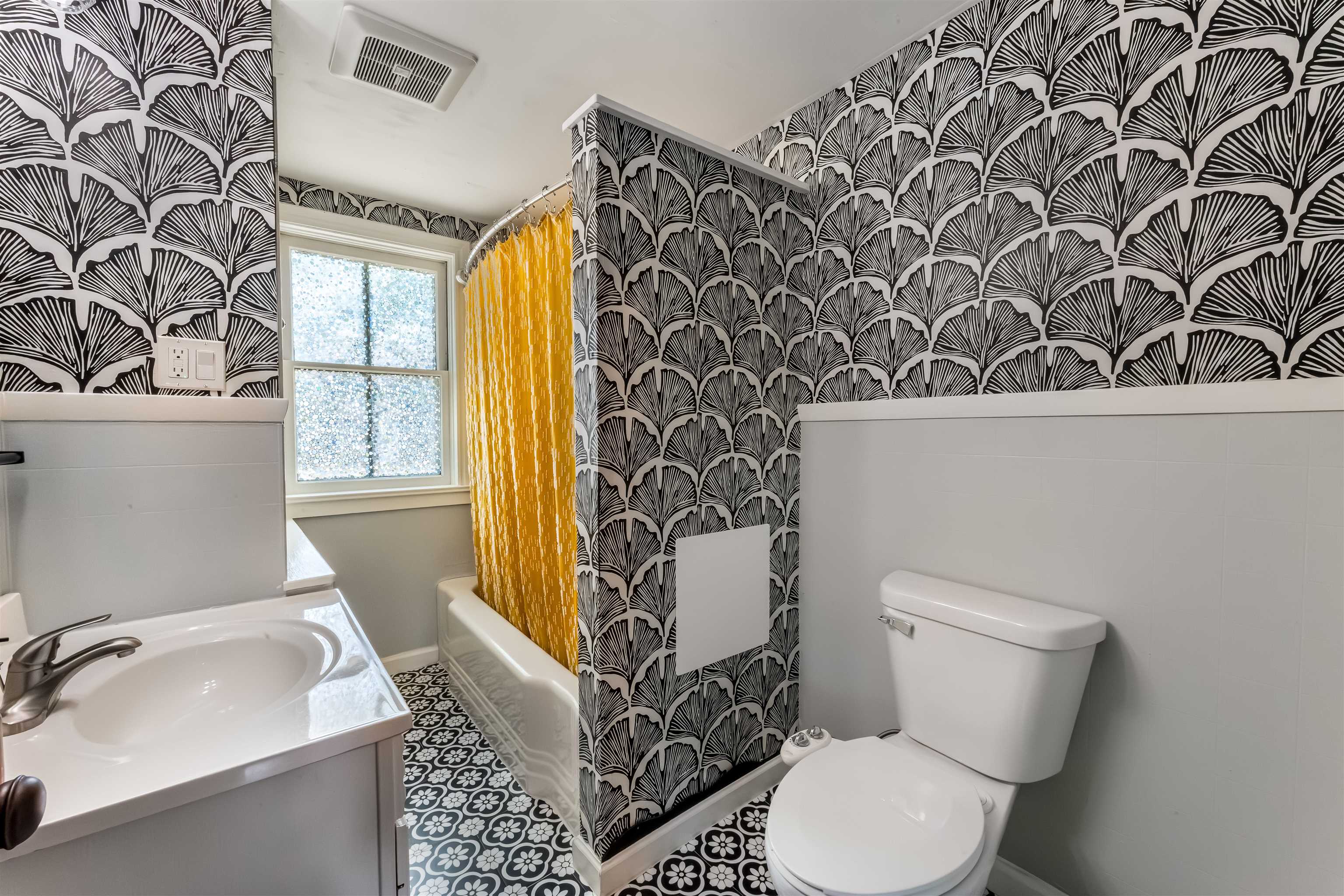 1700 W 1ST STREET, Merrill, Wisconsin 54452, 4 Bedrooms Bedrooms, ,1 BathroomBathrooms,Residential,For Sale,1700 W 1ST STREET,22602567