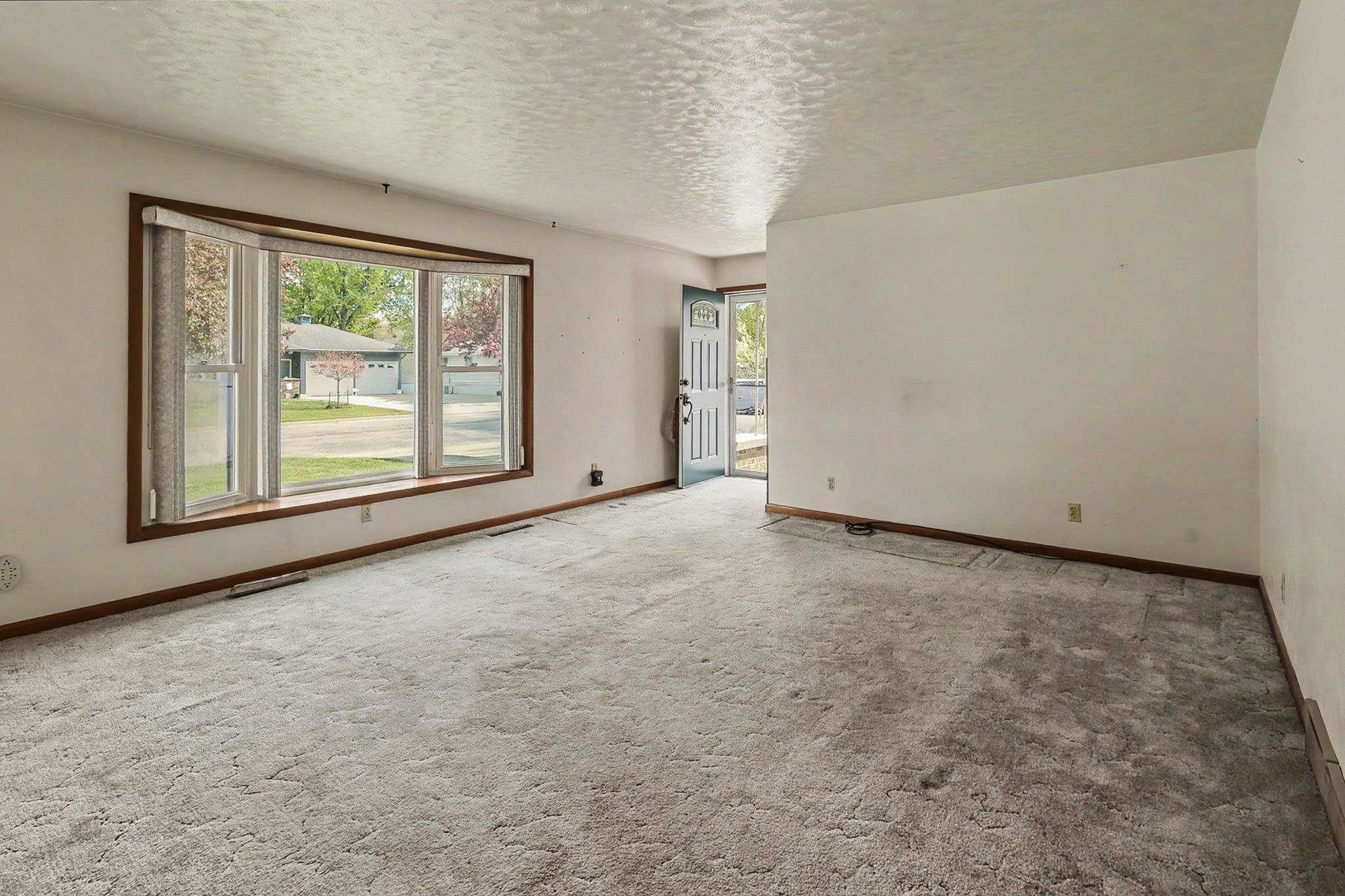 3131 MARIGOLD AVENUE, Wisconsin Rapids, Wisconsin 54495, 3 Bedrooms Bedrooms, ,2 BathroomsBathrooms,Residential,For Sale,3131 MARIGOLD AVENUE,22602571