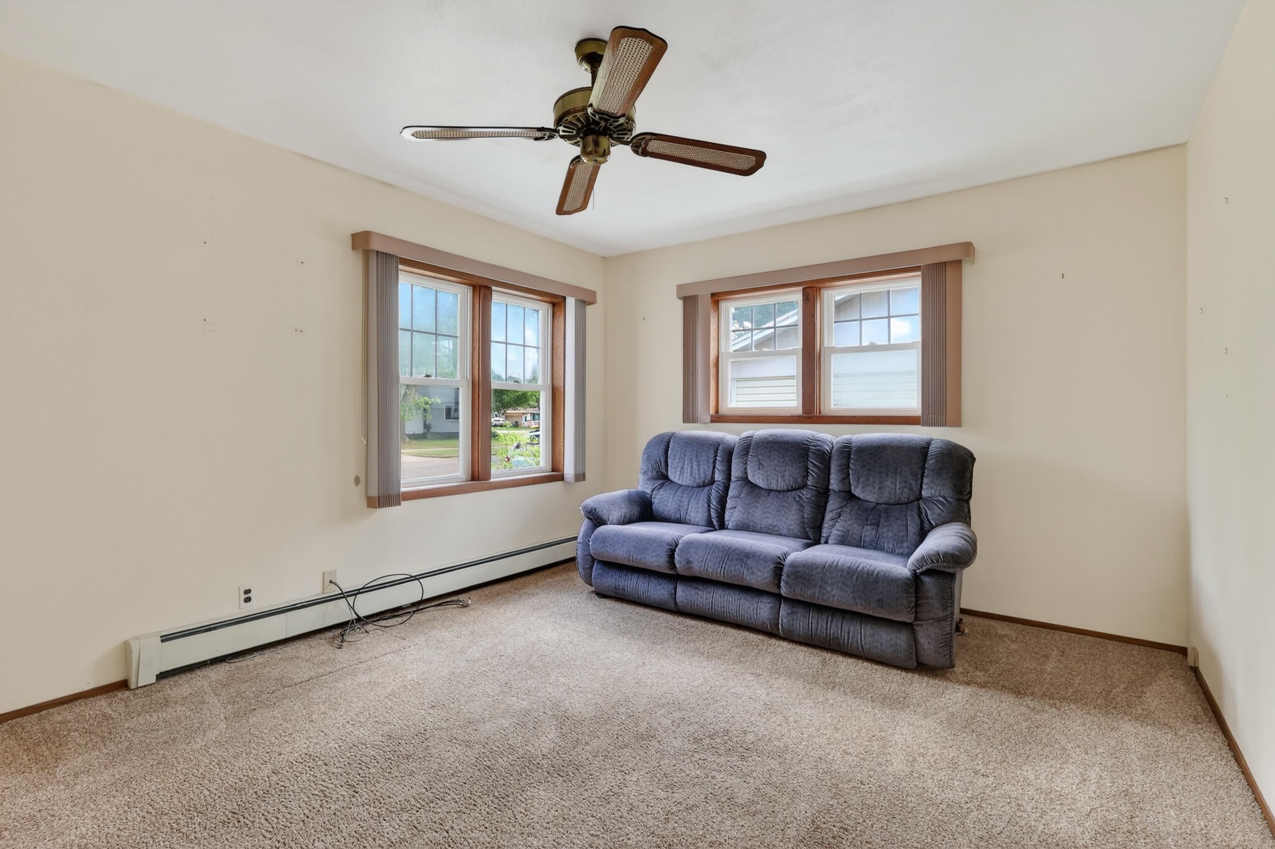 1931 RUSSELL STREET, Wisconsin Rapids, Wisconsin 54495, 3 Bedrooms Bedrooms, ,1 BathroomBathrooms,Residential,For Sale,1931 RUSSELL STREET,22602575