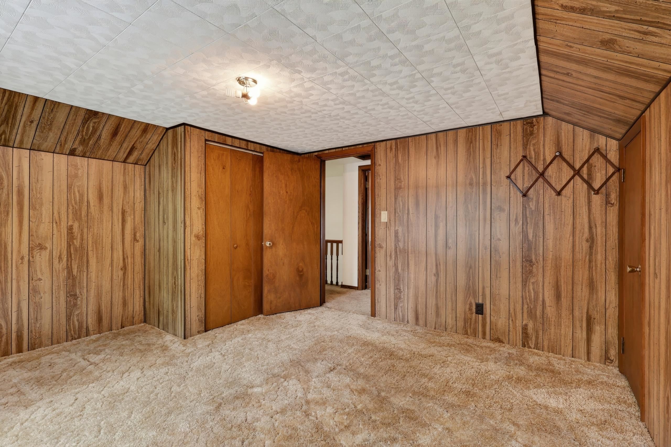 1931 RUSSELL STREET, Wisconsin Rapids, Wisconsin 54495, 3 Bedrooms Bedrooms, ,1 BathroomBathrooms,Residential,For Sale,1931 RUSSELL STREET,22602575