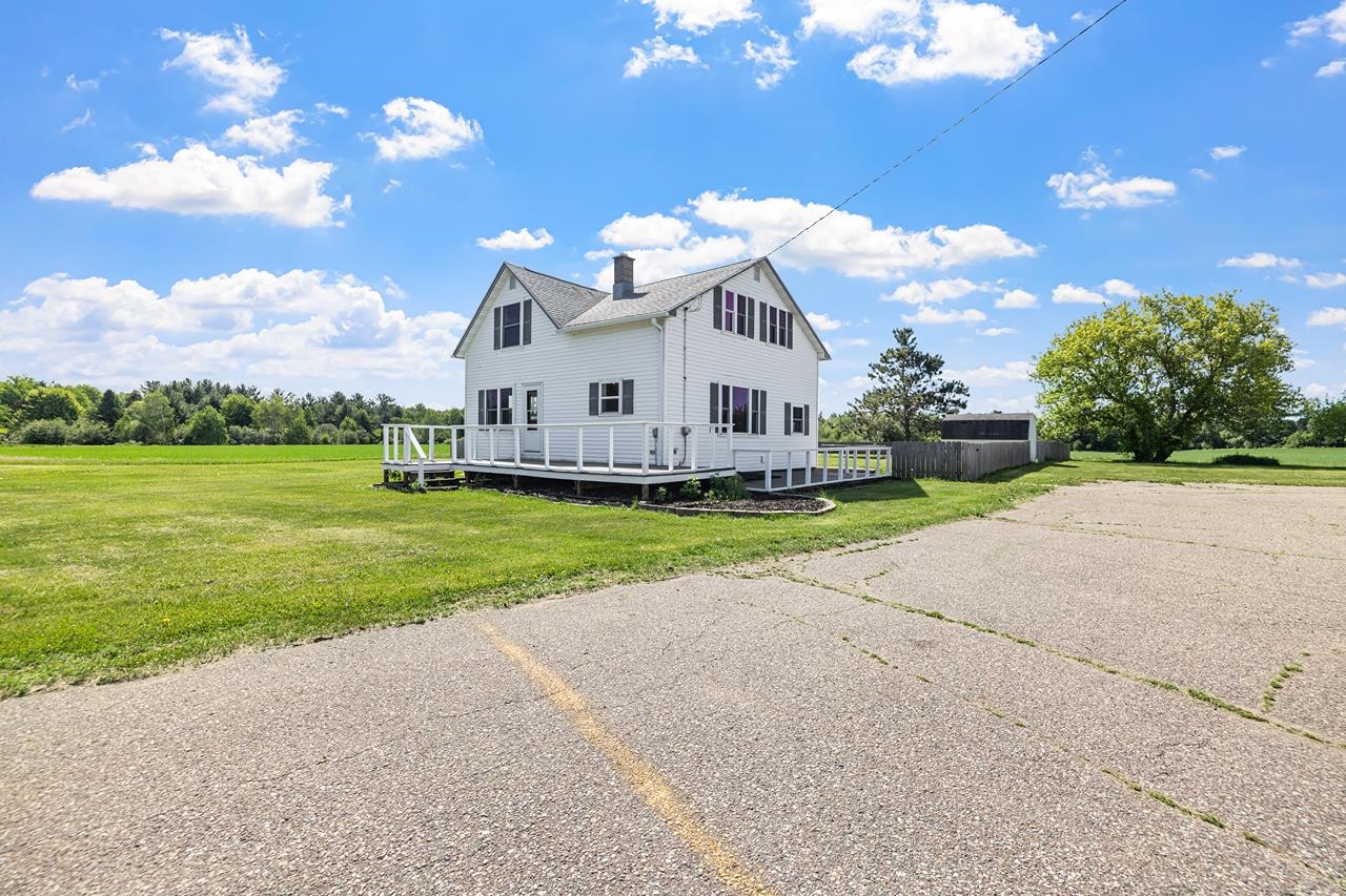 W12213 STATE HIGHWAY 64, Antigo, Wisconsin 54409, 3 Bedrooms Bedrooms, ,1 BathroomBathrooms,Residential,For Sale,W12213 STATE HIGHWAY 64,22602578
