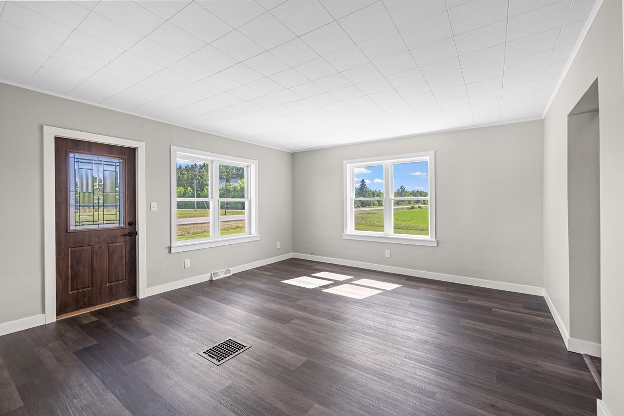 W12213 STATE HIGHWAY 64, Antigo, Wisconsin 54409, 3 Bedrooms Bedrooms, ,1 BathroomBathrooms,Residential,For Sale,W12213 STATE HIGHWAY 64,22602578