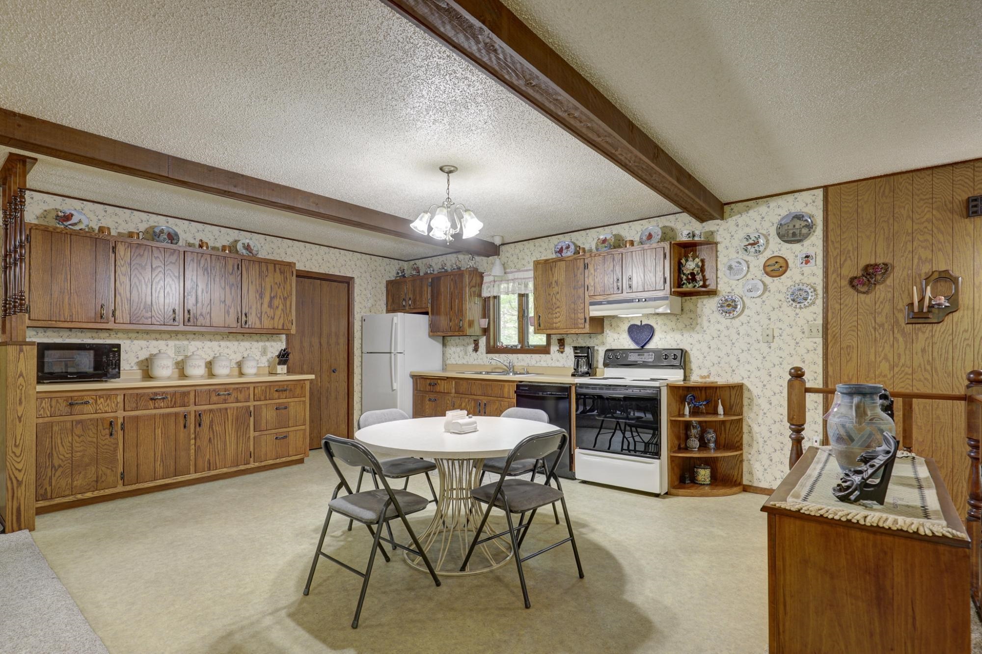 W6542 MILKY ROAD, Tomahawk, Wisconsin 54487, 2 Bedrooms Bedrooms, ,2 BathroomsBathrooms,Residential,For Sale,W6542 MILKY ROAD,22602584