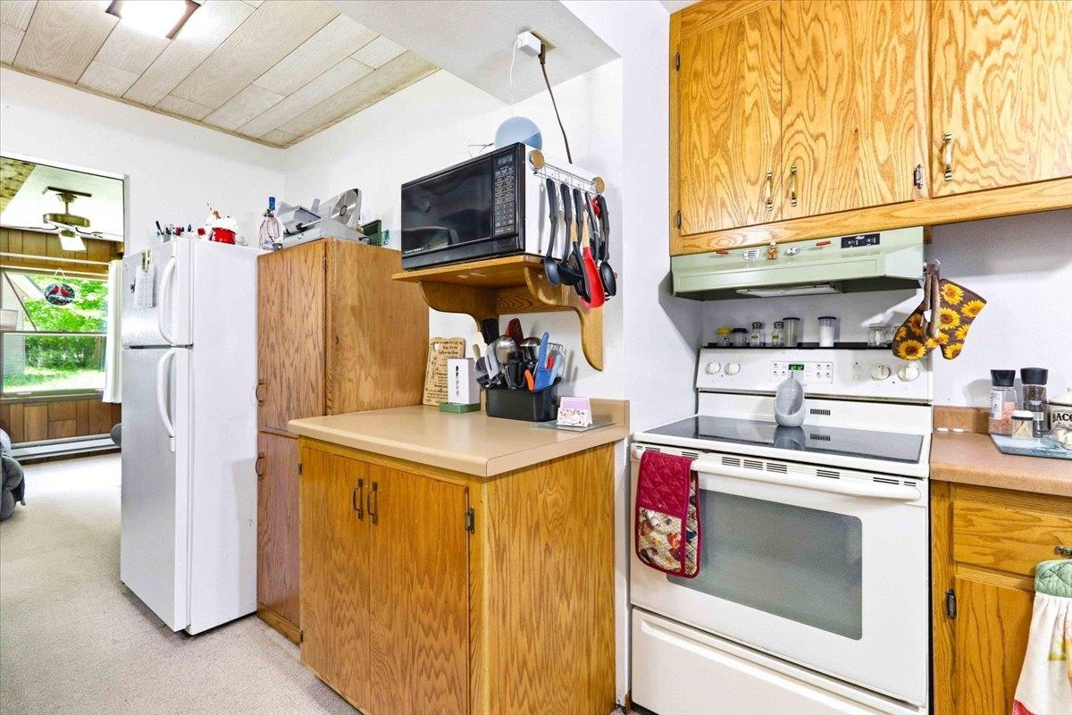 8792 DEXTER WOOD ROAD, Pittsville, Wisconsin 54466, 2 Bedrooms Bedrooms, ,1 BathroomBathrooms,Residential,For Sale,8792 DEXTER WOOD ROAD,22602586