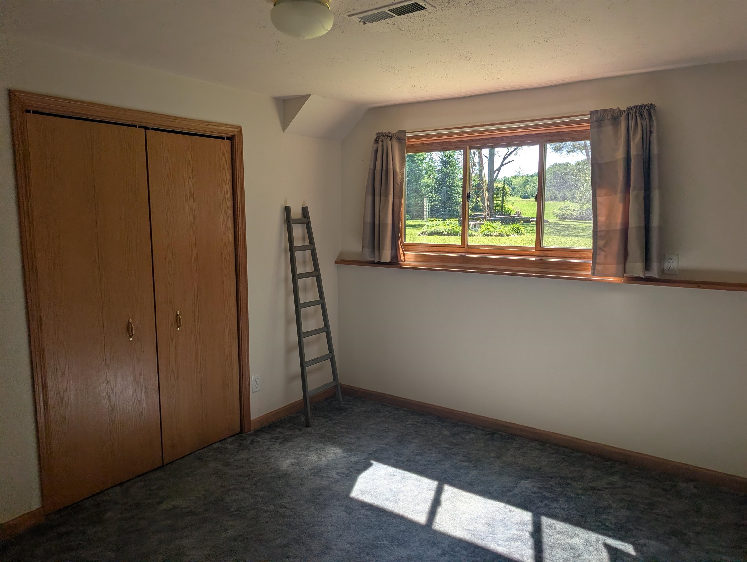 222814 HIDDEN VALLEY ROAD, Hatley, Wisconsin 54440, 3 Bedrooms Bedrooms, ,3 BathroomsBathrooms,Residential,For Sale,222814 HIDDEN VALLEY ROAD,22602587
