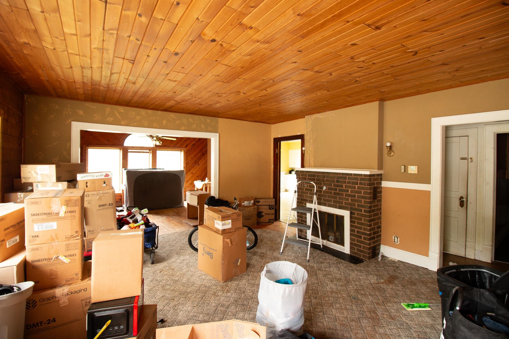 N7101 FRONT STREET, Medford, Wisconsin 54451-9330, 6 Bedrooms Bedrooms, ,2 BathroomsBathrooms,Residential,For Sale,N7101 FRONT STREET,22602589