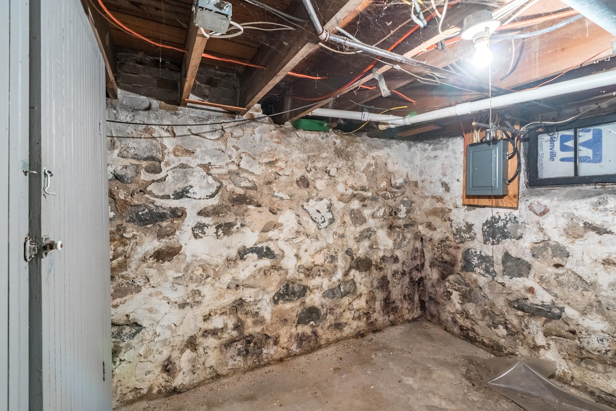 107 N POLK STREET, Merrill, Wisconsin 54452, 2 Bedrooms Bedrooms, ,1 BathroomBathrooms,Residential,For Sale,107 N POLK STREET,22602590