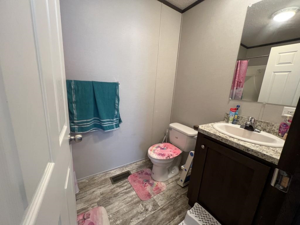 2801 THIELMAN STREET, Merrill, Wisconsin 54452, 3 Bedrooms Bedrooms, ,2 BathroomsBathrooms,Residential,For Sale,2801 THIELMAN STREET,22602592