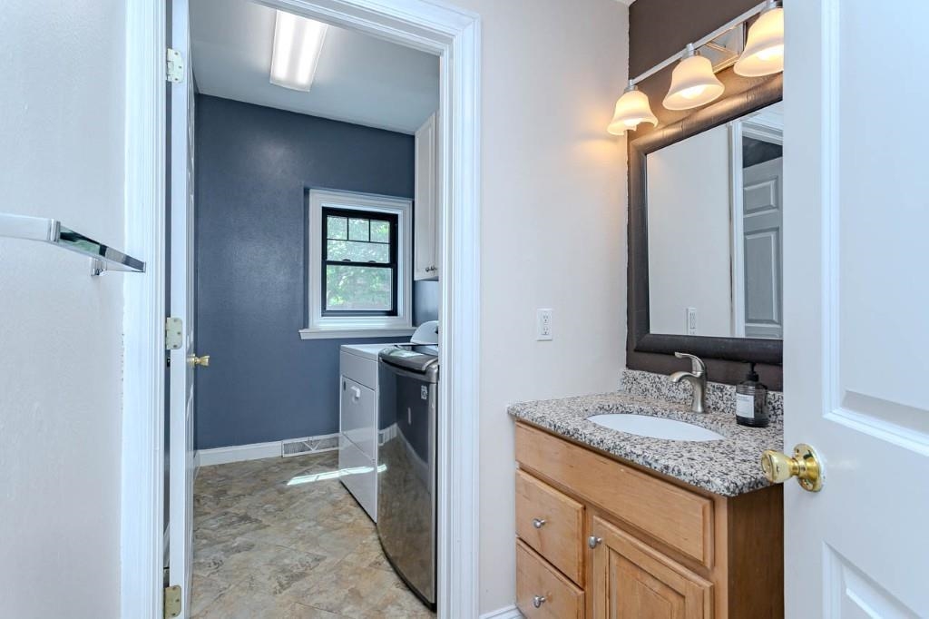 3508 GOLF VIEW DRIVE, Wausau, Wisconsin 54403, 4 Bedrooms Bedrooms, ,4 BathroomsBathrooms,Residential,For Sale,3508 GOLF VIEW DRIVE,22602594