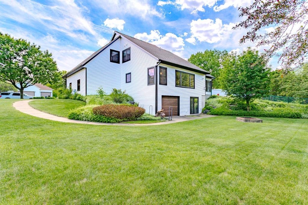 3508 GOLF VIEW DRIVE, Wausau, Wisconsin 54403, 4 Bedrooms Bedrooms, ,4 BathroomsBathrooms,Residential,For Sale,3508 GOLF VIEW DRIVE,22602594
