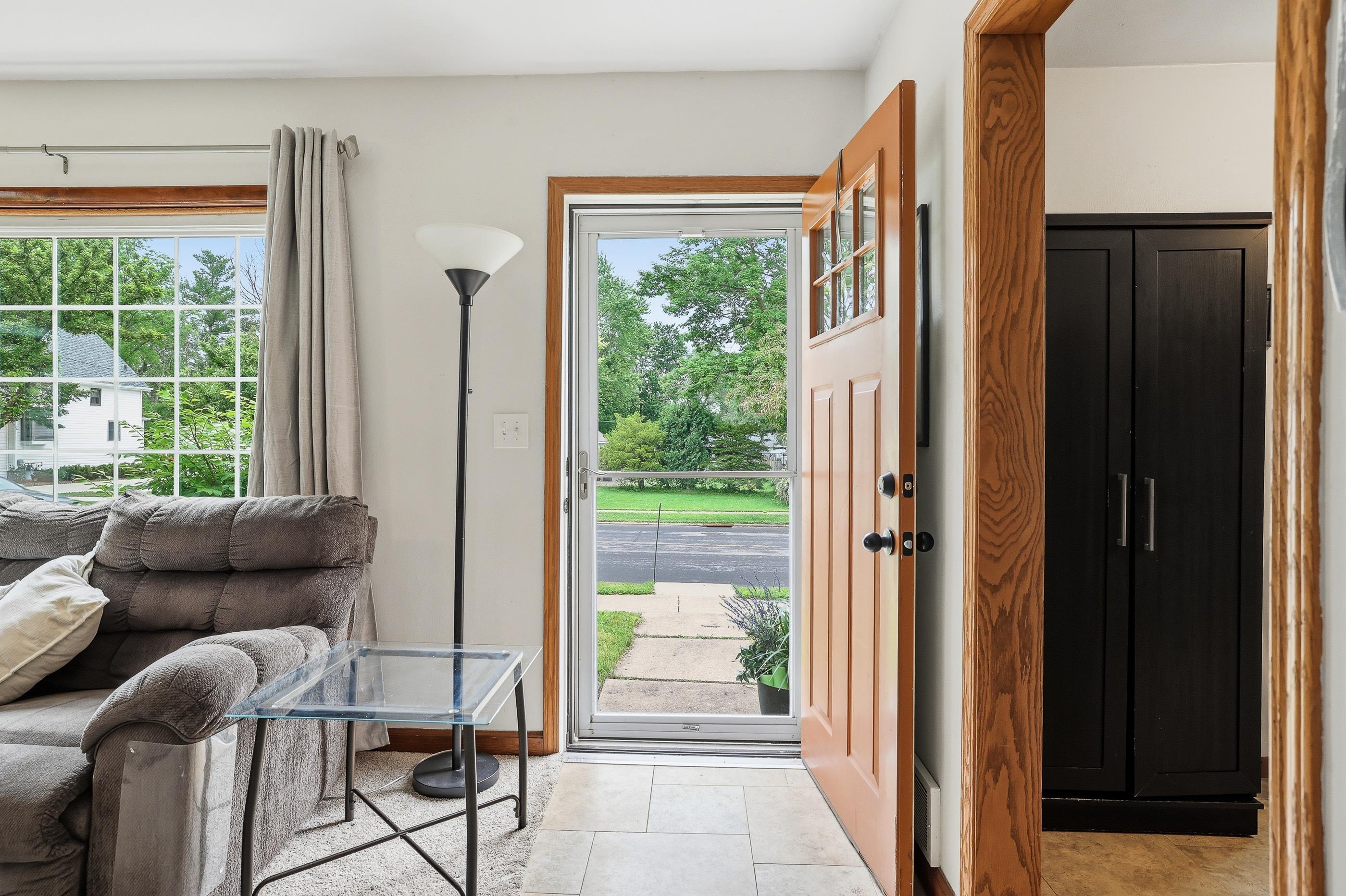 908 S PEACH STREET, Marshfield, Wisconsin 54449, 2 Bedrooms Bedrooms, ,2 BathroomsBathrooms,Residential,For Sale,908 S PEACH STREET,22602595