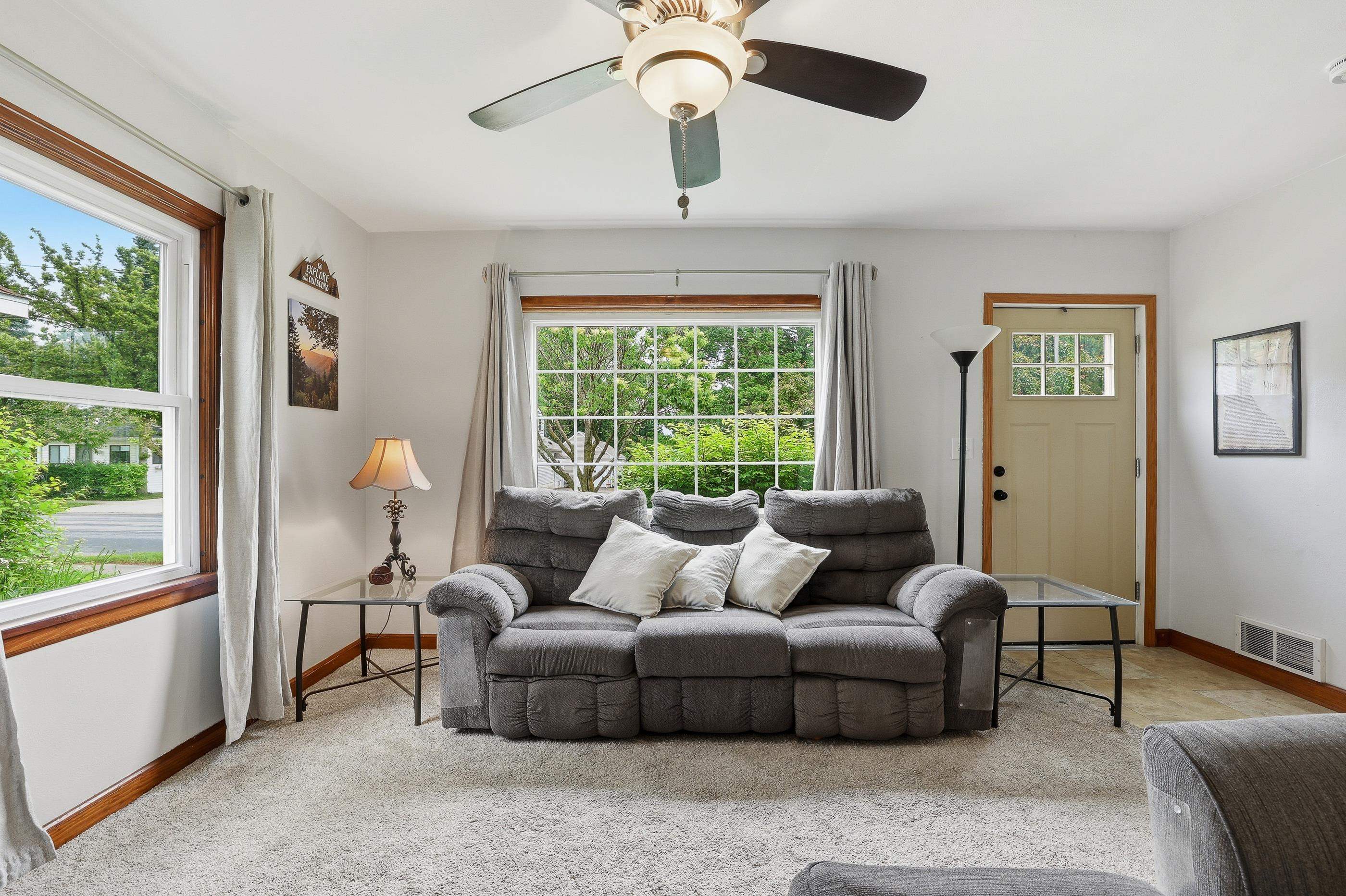 908 S PEACH STREET, Marshfield, Wisconsin 54449, 2 Bedrooms Bedrooms, ,2 BathroomsBathrooms,Residential,For Sale,908 S PEACH STREET,22602595