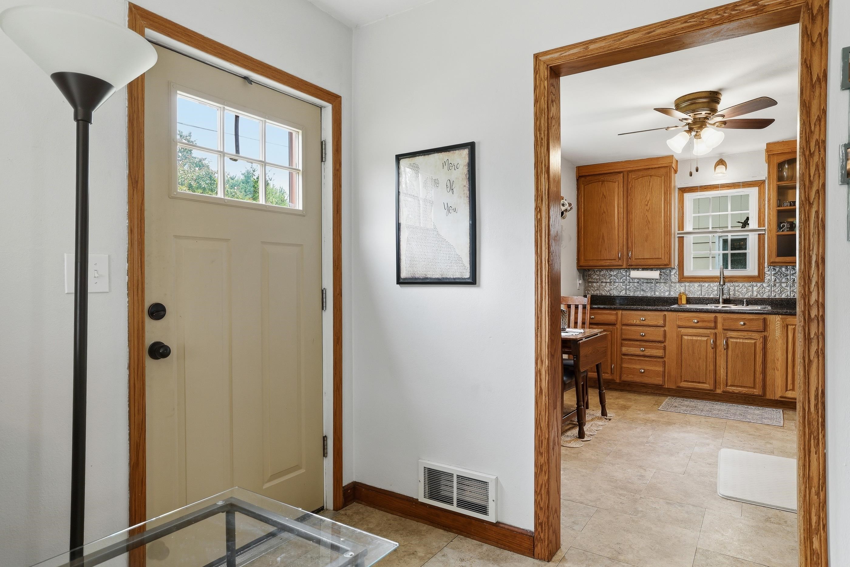 908 S PEACH STREET, Marshfield, Wisconsin 54449, 2 Bedrooms Bedrooms, ,2 BathroomsBathrooms,Residential,For Sale,908 S PEACH STREET,22602595