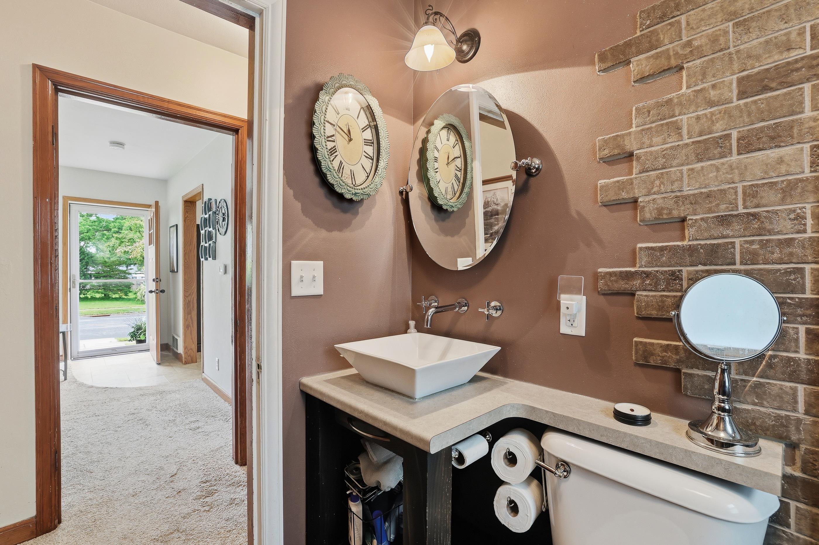 908 S PEACH STREET, Marshfield, Wisconsin 54449, 2 Bedrooms Bedrooms, ,2 BathroomsBathrooms,Residential,For Sale,908 S PEACH STREET,22602595