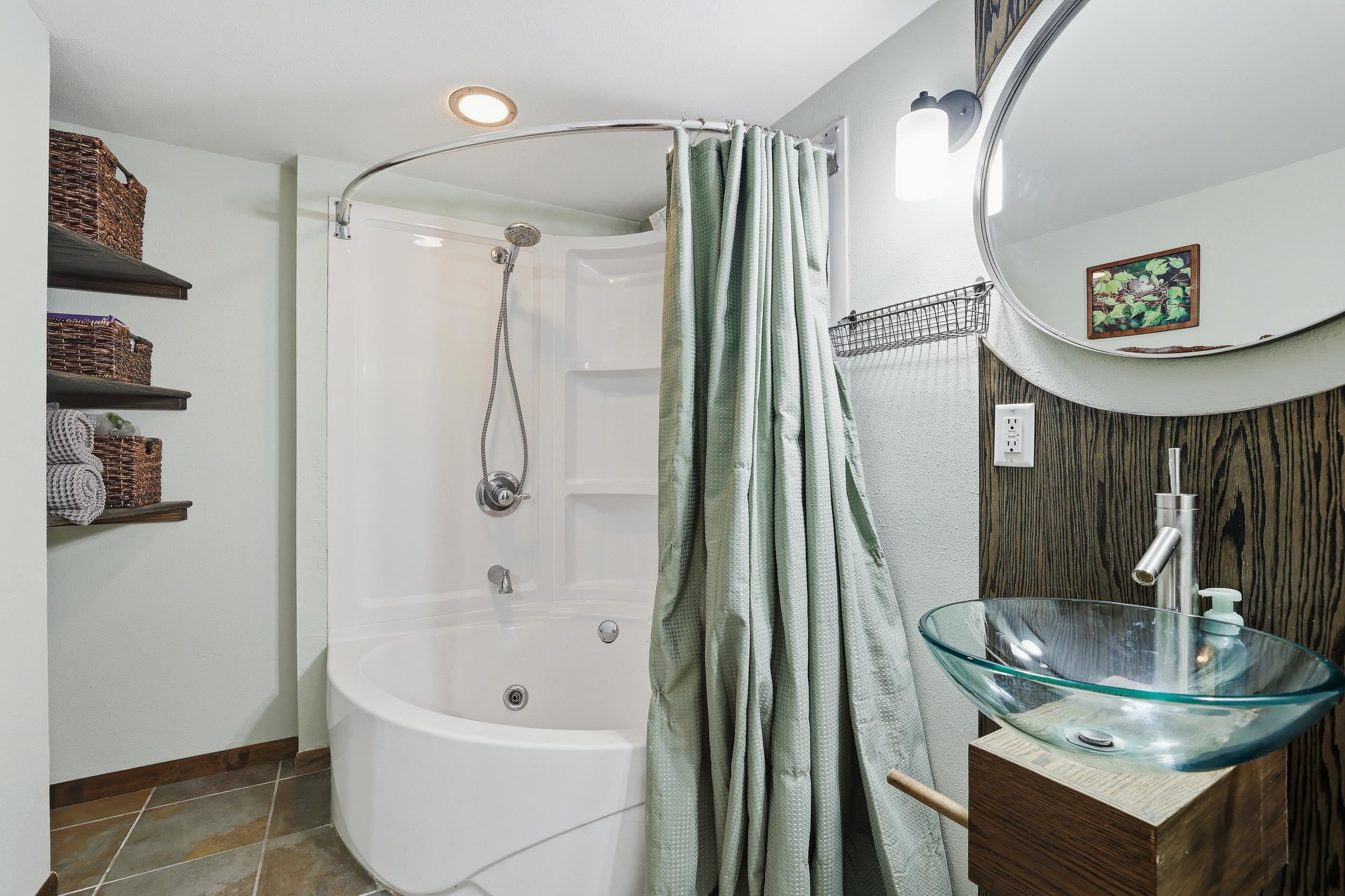 908 S PEACH STREET, Marshfield, Wisconsin 54449, 2 Bedrooms Bedrooms, ,2 BathroomsBathrooms,Residential,For Sale,908 S PEACH STREET,22602595