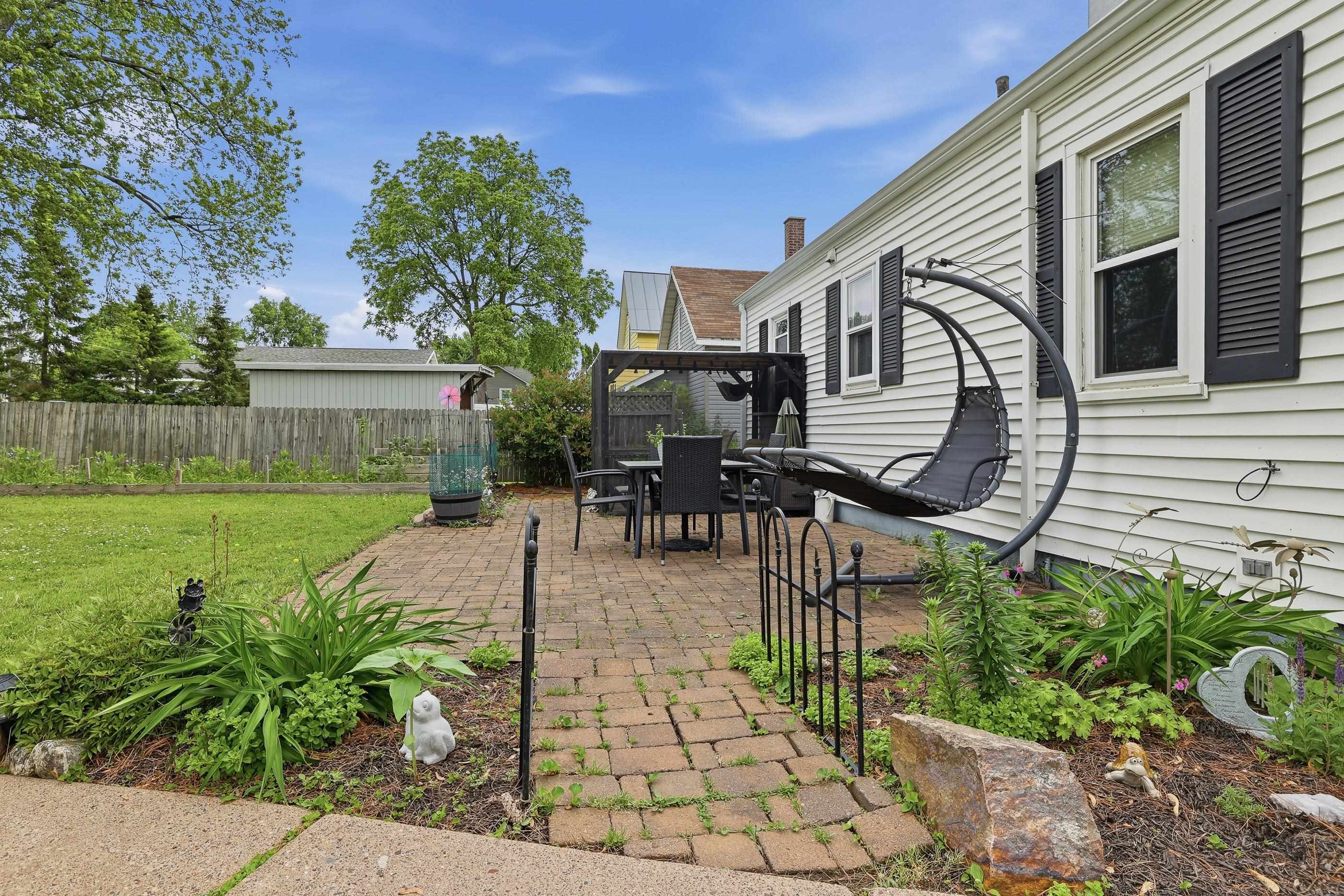 908 S PEACH STREET, Marshfield, Wisconsin 54449, 2 Bedrooms Bedrooms, ,2 BathroomsBathrooms,Residential,For Sale,908 S PEACH STREET,22602595