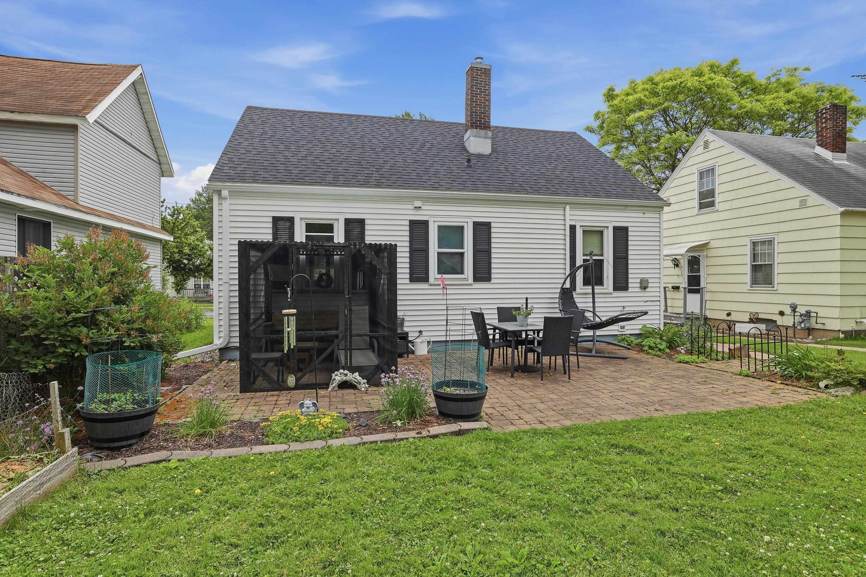 908 S PEACH STREET, Marshfield, Wisconsin 54449, 2 Bedrooms Bedrooms, ,2 BathroomsBathrooms,Residential,For Sale,908 S PEACH STREET,22602595