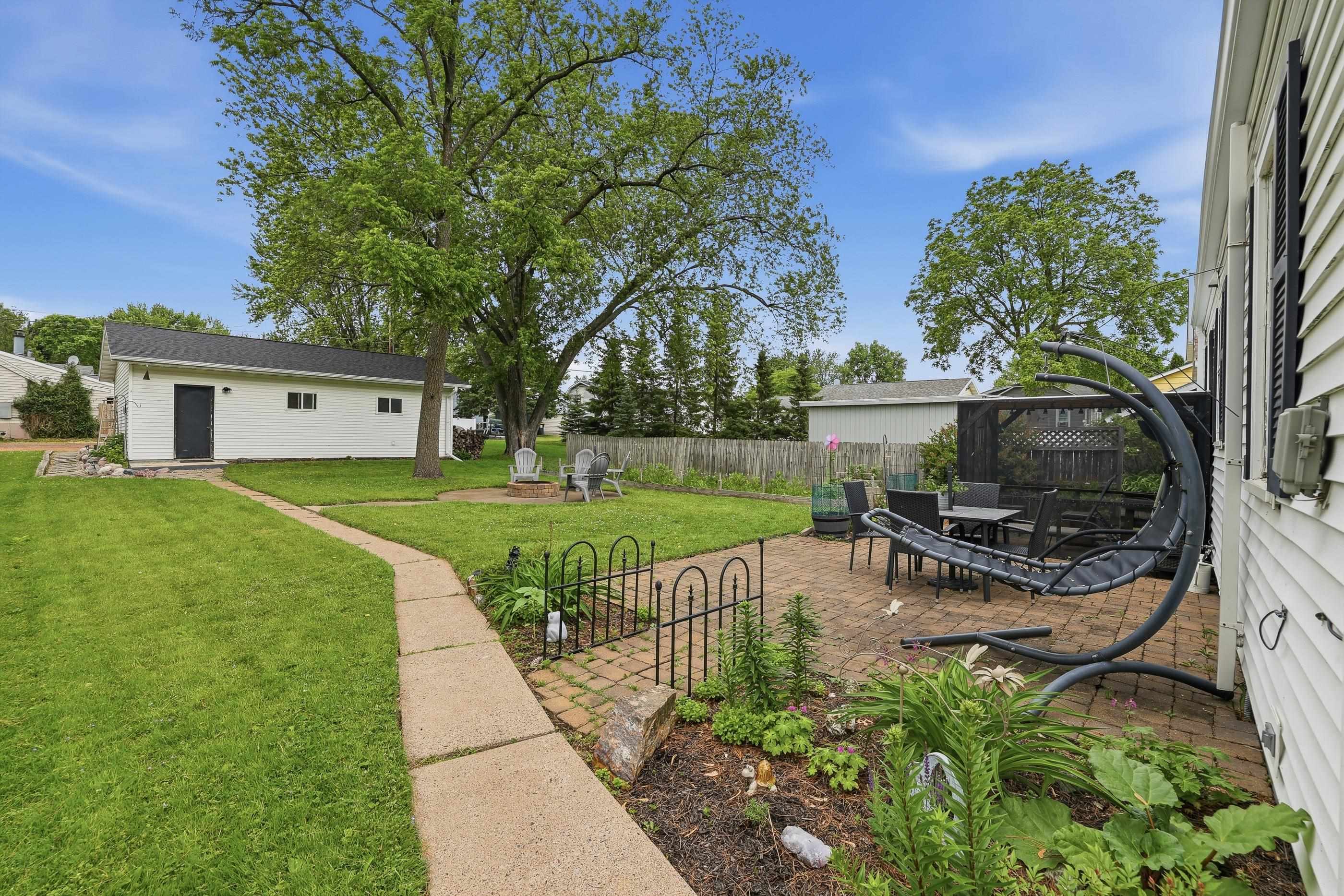 908 S PEACH STREET, Marshfield, Wisconsin 54449, 2 Bedrooms Bedrooms, ,2 BathroomsBathrooms,Residential,For Sale,908 S PEACH STREET,22602595