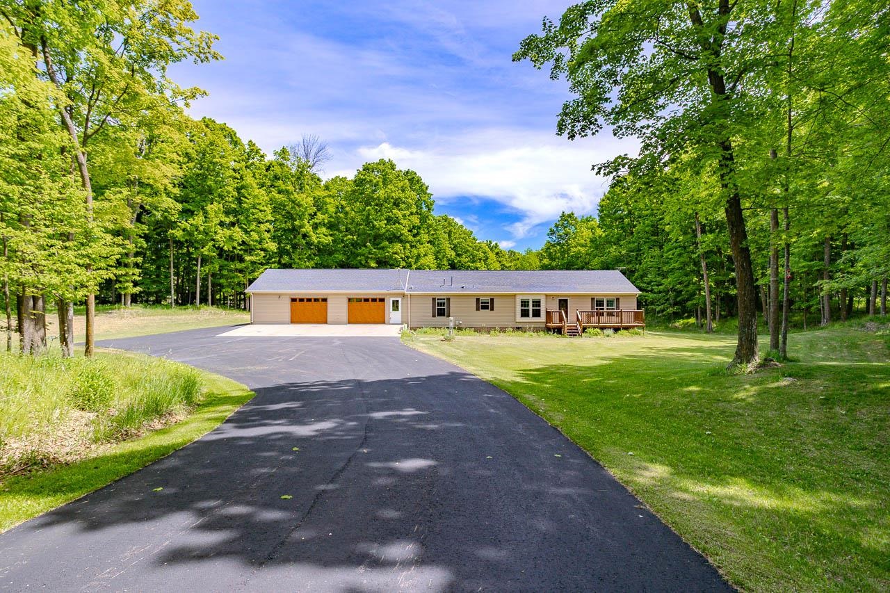 N7502 HUMMINGBIRD ROAD, Eland, Wisconsin 54427, 3 Bedrooms Bedrooms, ,2 BathroomsBathrooms,Residential,For Sale,N7502 HUMMINGBIRD ROAD,22602597
