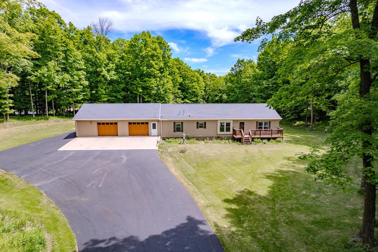 N7502 HUMMINGBIRD ROAD, Eland, Wisconsin 54427, 3 Bedrooms Bedrooms, ,2 BathroomsBathrooms,Residential,For Sale,N7502 HUMMINGBIRD ROAD,22602597