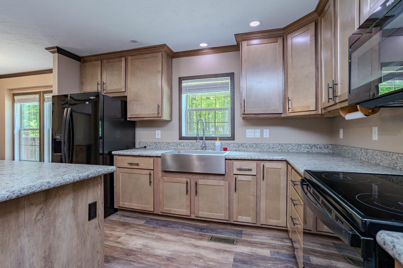 N7502 HUMMINGBIRD ROAD, Eland, Wisconsin 54427, 3 Bedrooms Bedrooms, ,2 BathroomsBathrooms,Residential,For Sale,N7502 HUMMINGBIRD ROAD,22602597