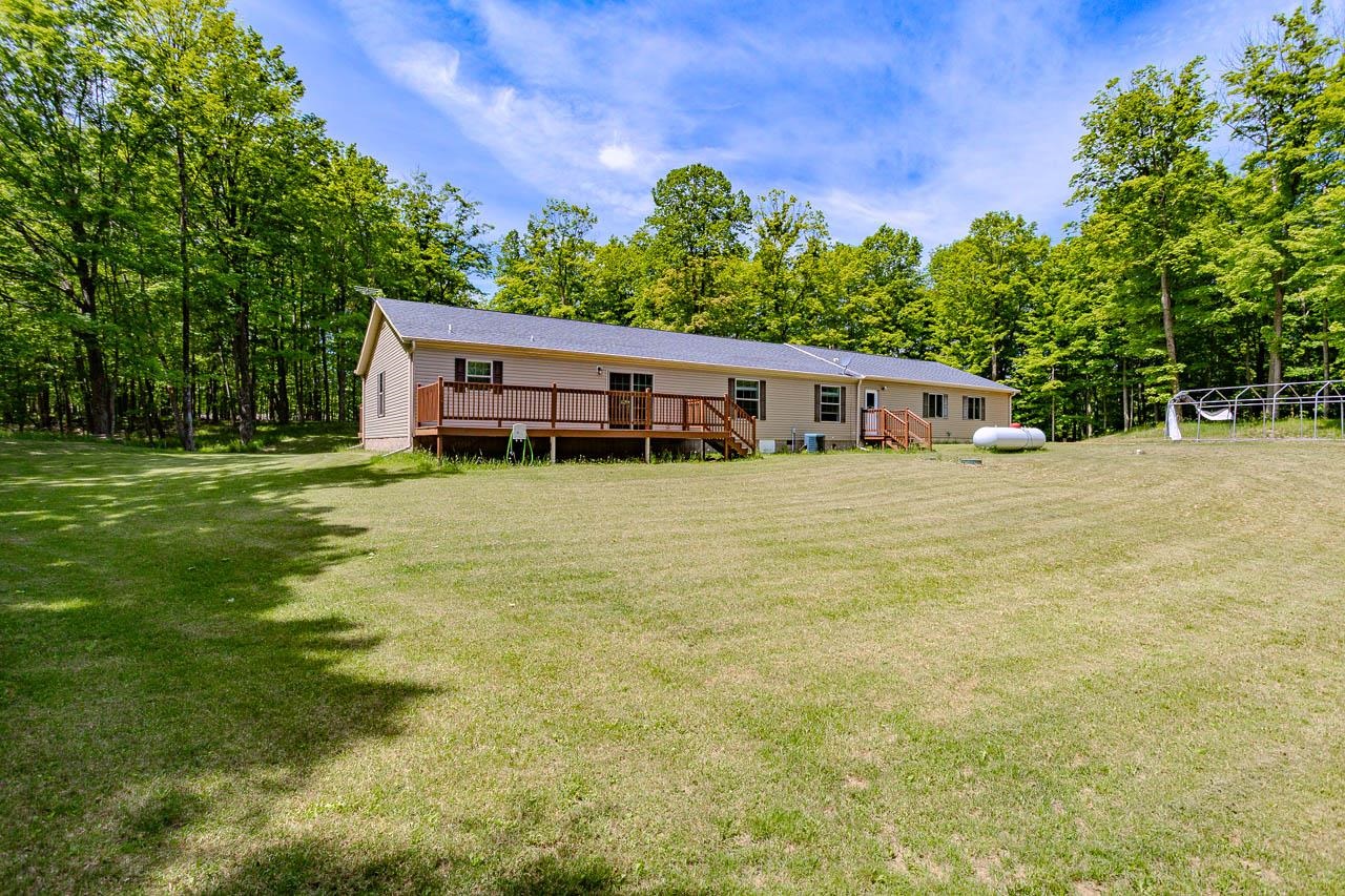 N7502 HUMMINGBIRD ROAD, Eland, Wisconsin 54427, 3 Bedrooms Bedrooms, ,2 BathroomsBathrooms,Residential,For Sale,N7502 HUMMINGBIRD ROAD,22602597