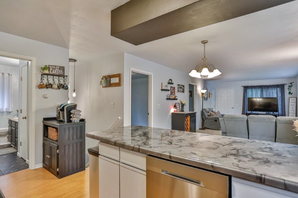 627 BROKEN ARROW ROAD, Wausau, Wisconsin 54401, 3 Bedrooms Bedrooms, ,2 BathroomsBathrooms,Residential,For Sale,627 BROKEN ARROW ROAD,22602598