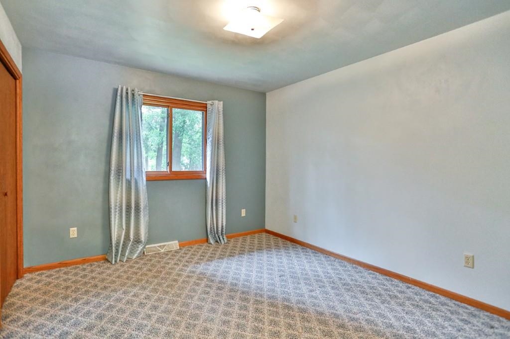 627 BROKEN ARROW ROAD, Wausau, Wisconsin 54401, 3 Bedrooms Bedrooms, ,2 BathroomsBathrooms,Residential,For Sale,627 BROKEN ARROW ROAD,22602598