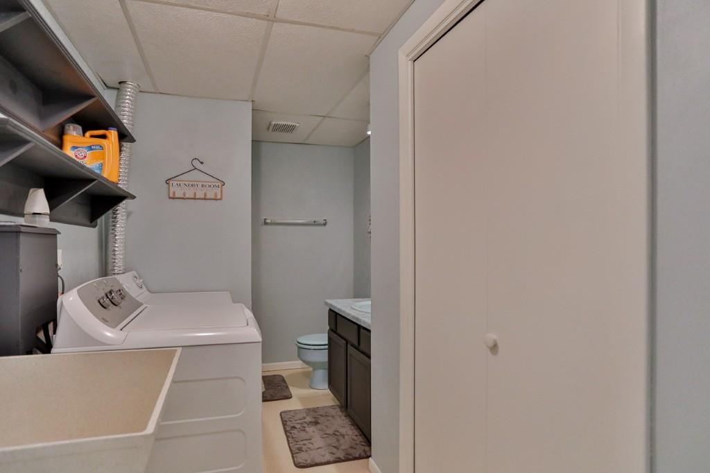 627 BROKEN ARROW ROAD, Wausau, Wisconsin 54401, 3 Bedrooms Bedrooms, ,2 BathroomsBathrooms,Residential,For Sale,627 BROKEN ARROW ROAD,22602598