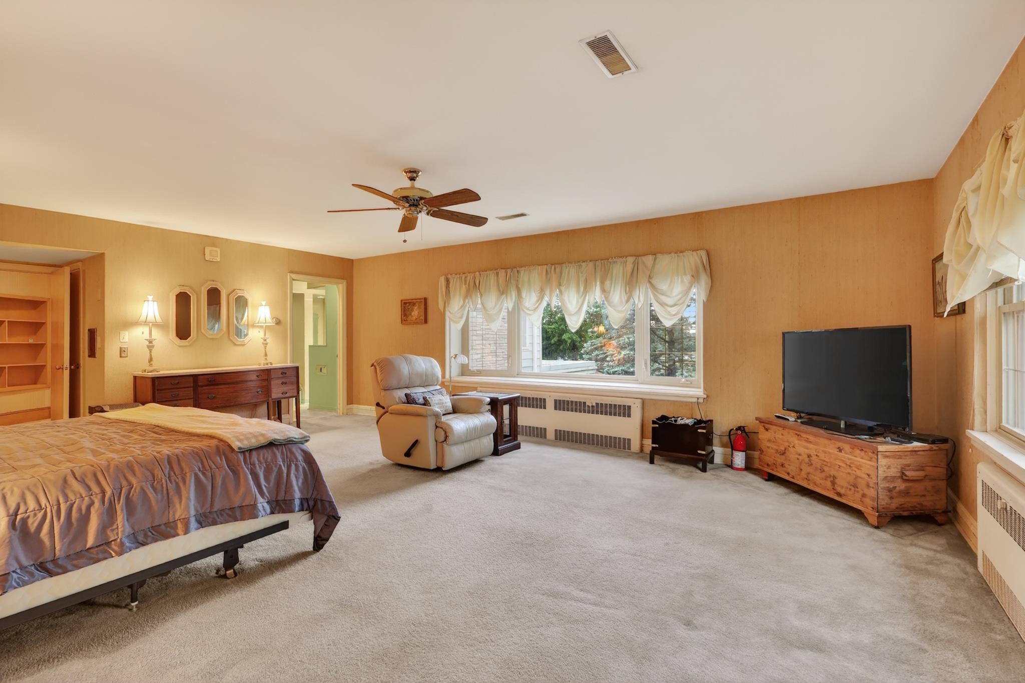 311 WISCONSIN RIVER DRIVE, Port Edwards, Wisconsin 54469, 4 Bedrooms Bedrooms, ,5 BathroomsBathrooms,Residential,For Sale,311 WISCONSIN RIVER DRIVE,22602599