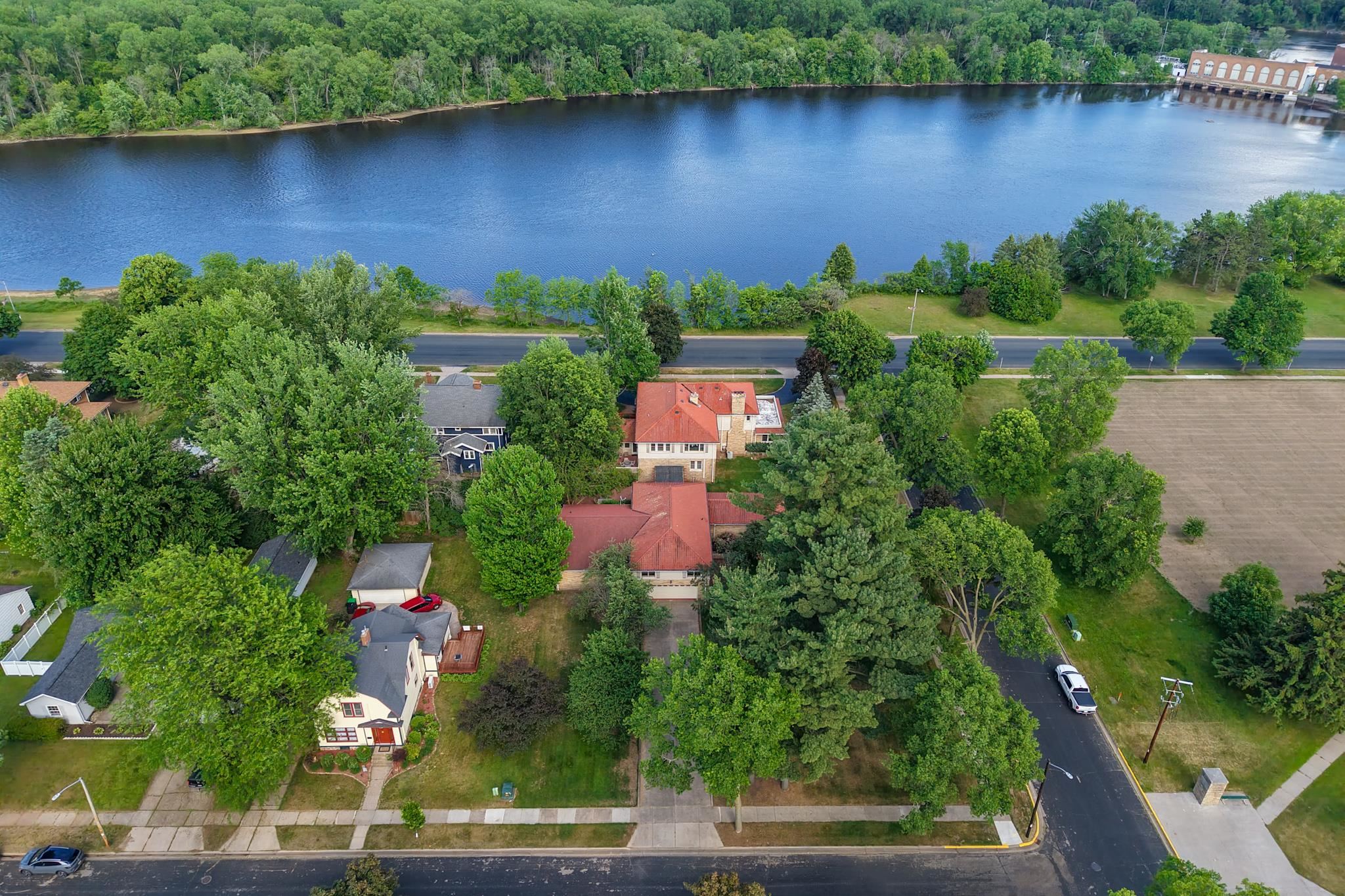 311 WISCONSIN RIVER DRIVE, Port Edwards, Wisconsin 54469, 4 Bedrooms Bedrooms, ,5 BathroomsBathrooms,Residential,For Sale,311 WISCONSIN RIVER DRIVE,22602599