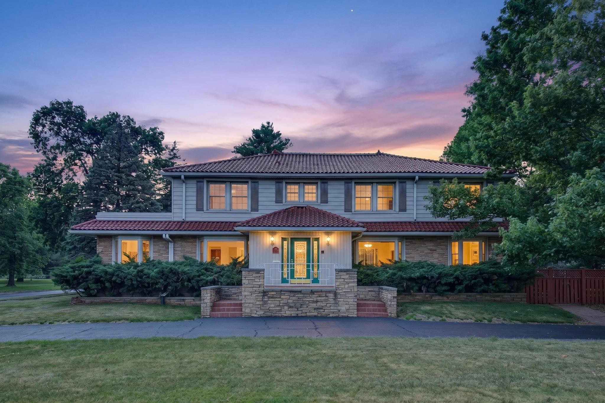 311 WISCONSIN RIVER DRIVE, Port Edwards, Wisconsin 54469, 4 Bedrooms Bedrooms, ,5 BathroomsBathrooms,Residential,For Sale,311 WISCONSIN RIVER DRIVE,22602599