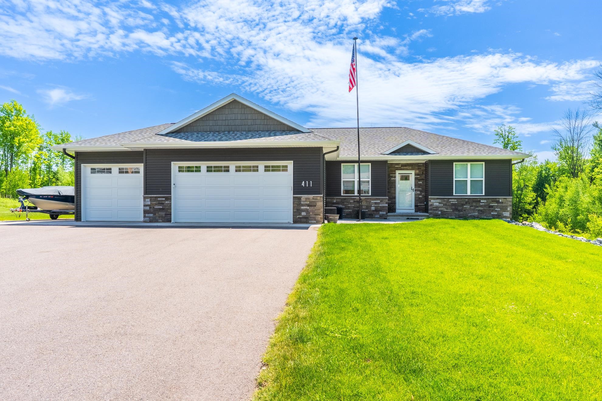 411 WOOD STREET, Rothschild, Wisconsin 54474, 6 Bedrooms Bedrooms, ,3 BathroomsBathrooms,Residential,For Sale,411 WOOD STREET,22602601