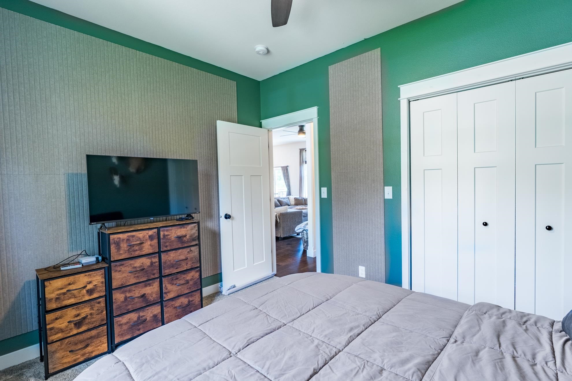 411 WOOD STREET, Rothschild, Wisconsin 54474, 6 Bedrooms Bedrooms, ,3 BathroomsBathrooms,Residential,For Sale,411 WOOD STREET,22602601
